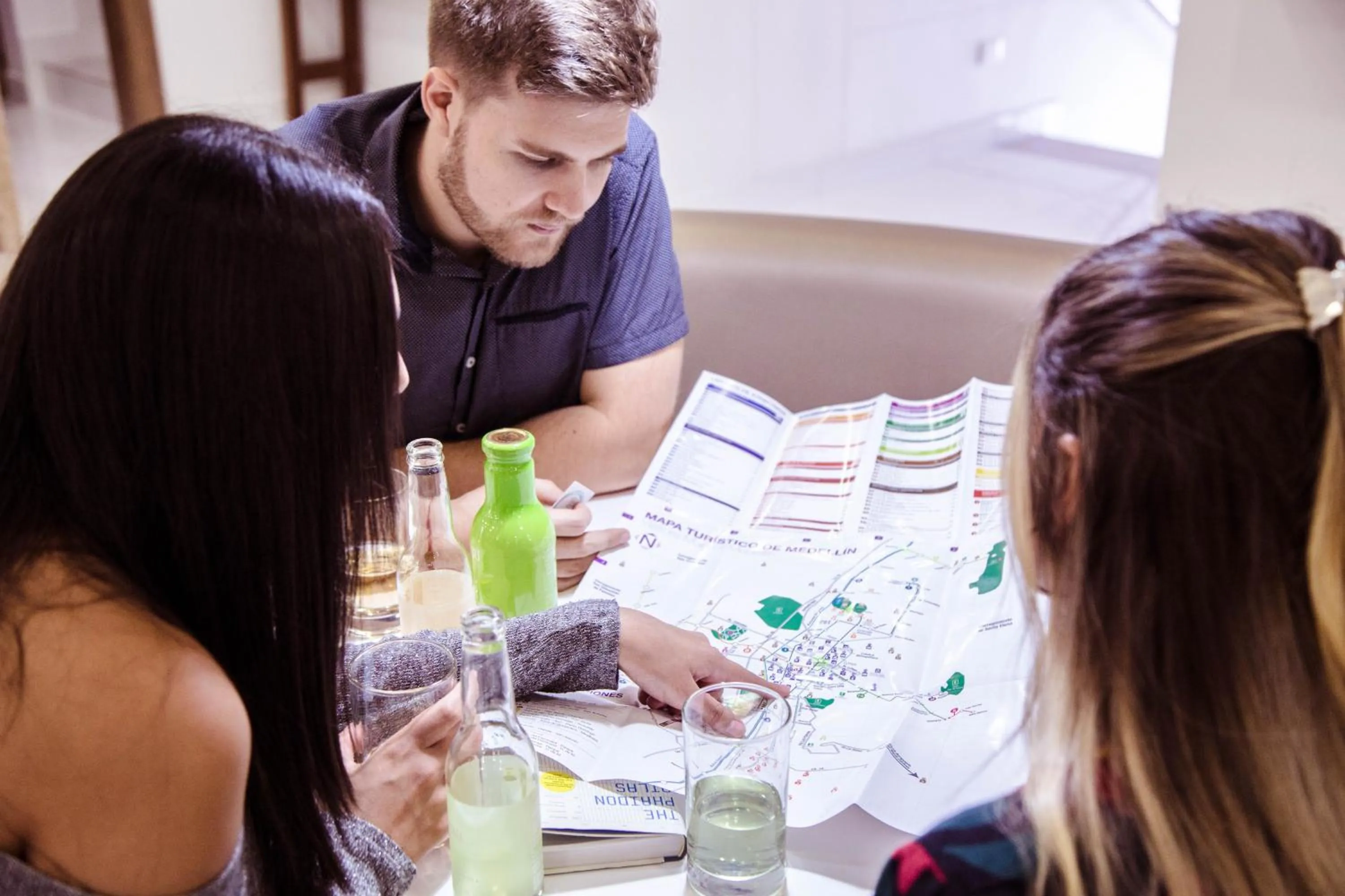 Restaurant/places to eat in Hotel Florencia Plaza