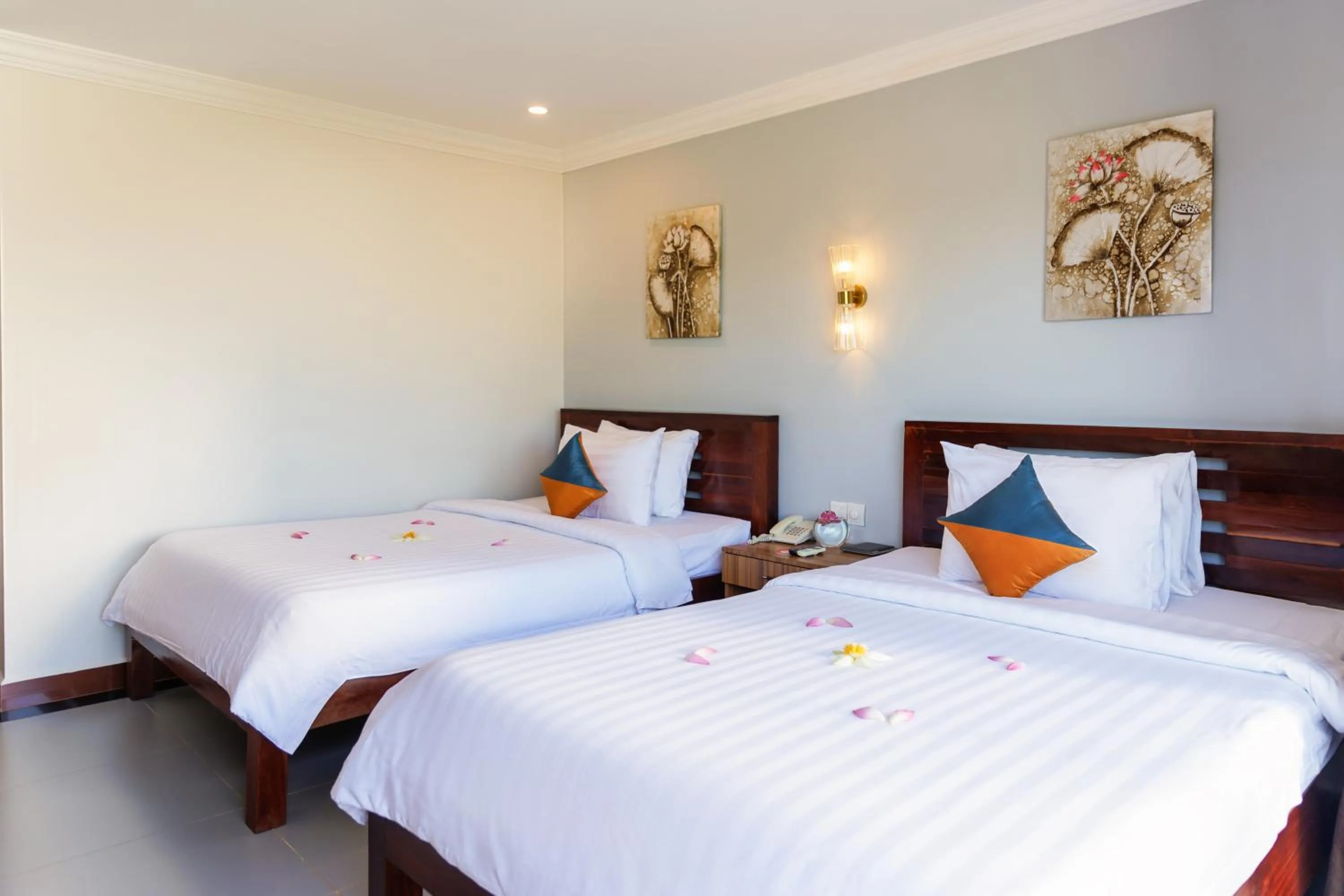 Bedroom, Bed in Ratana Angkor Hotel