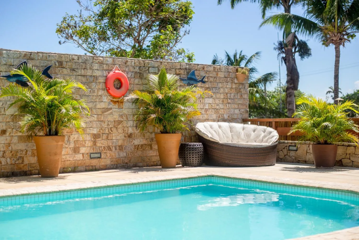 Swimming pool in Pousada João Fernandes