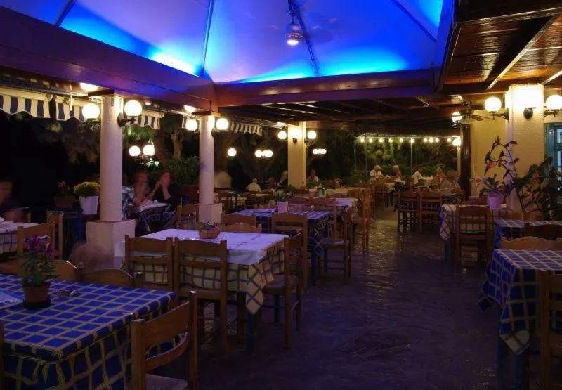 Lounge or bar in Votsalakia Hotel