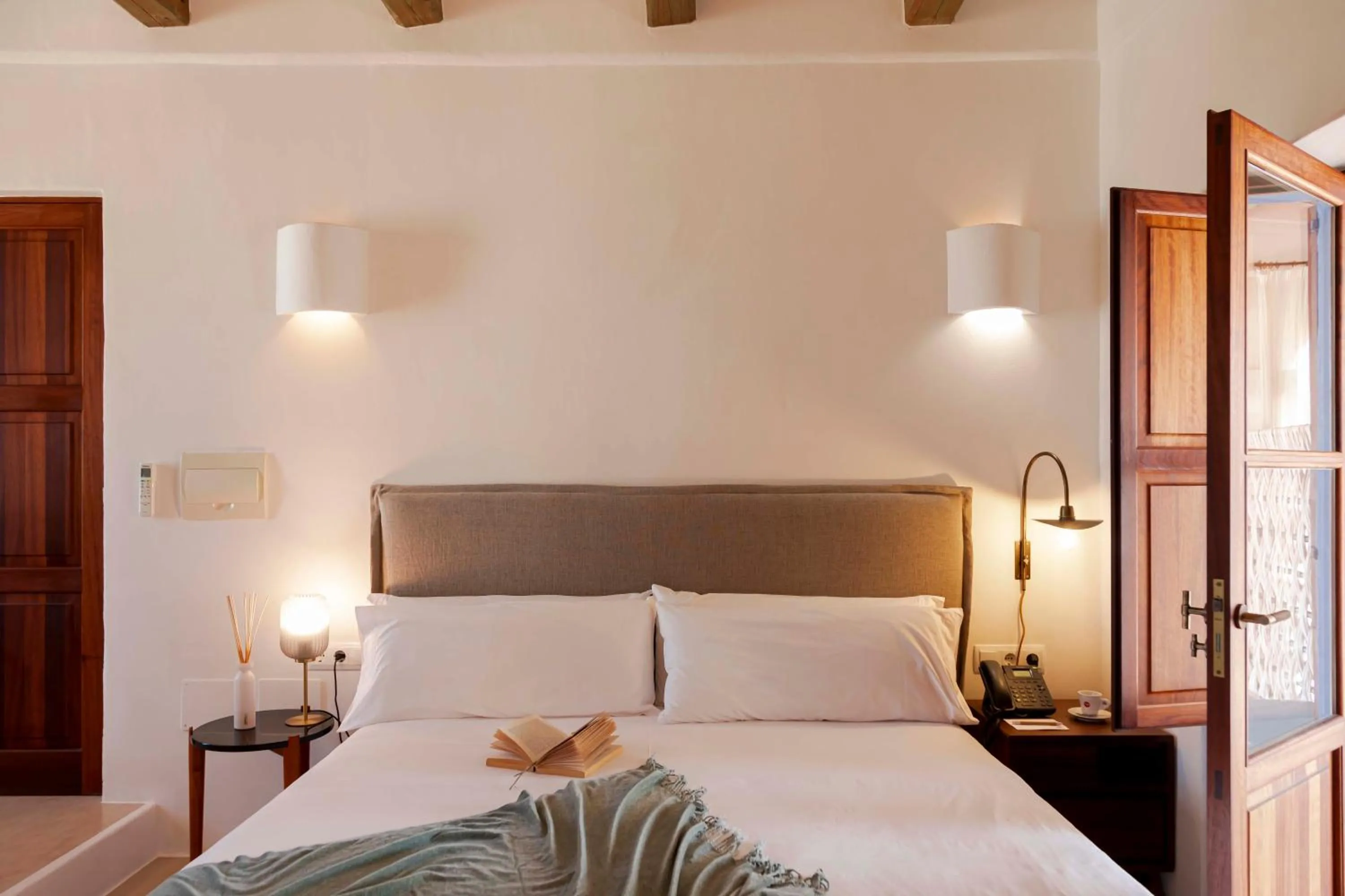 Bed in Ca Na Xica - Hotel & Spa