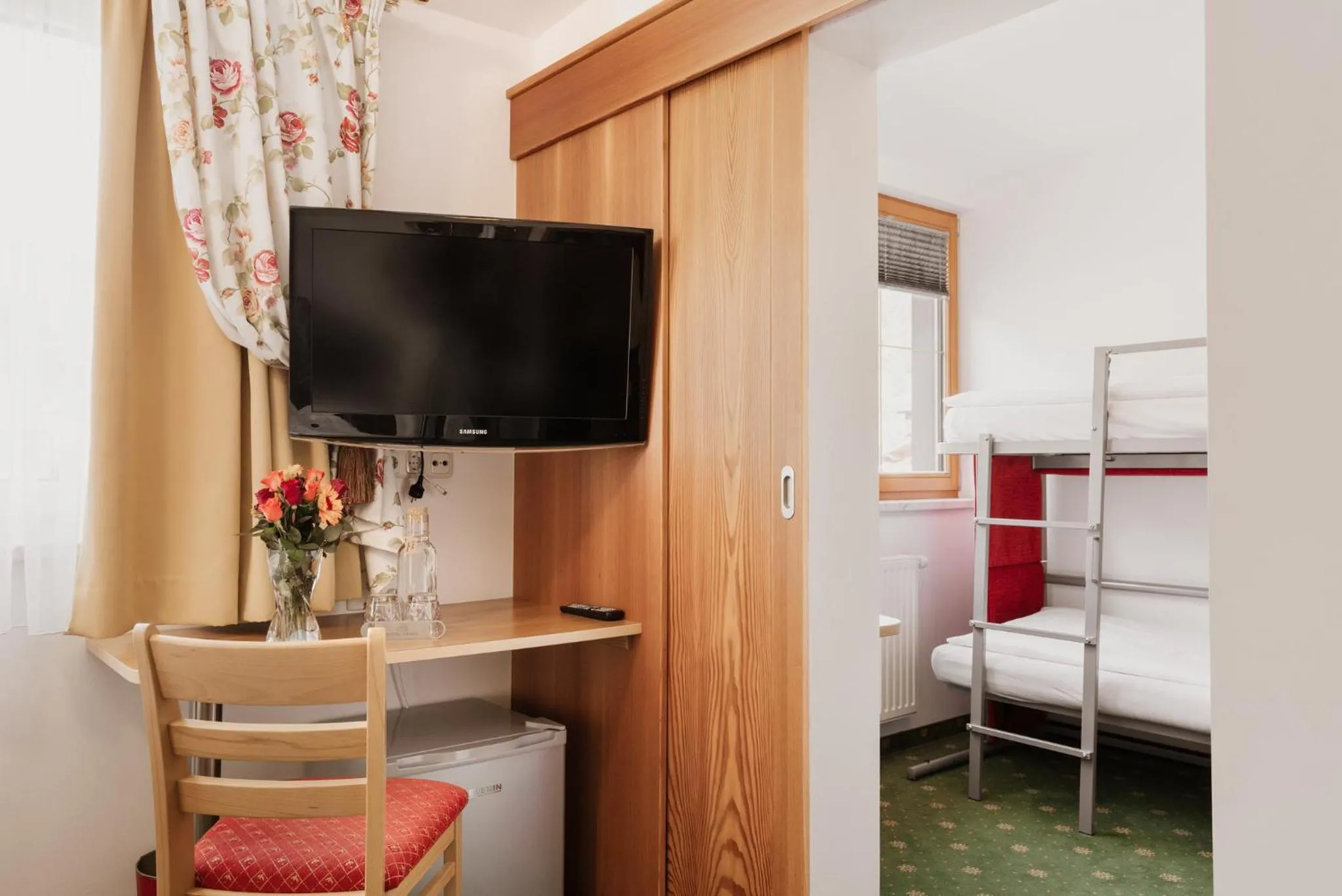 Bedroom, Bed in Hotel Gratz Großarl