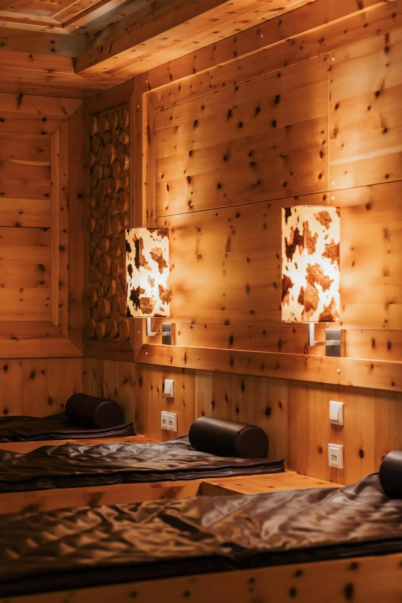 Sauna, Bed in Hotel Gratz Großarl