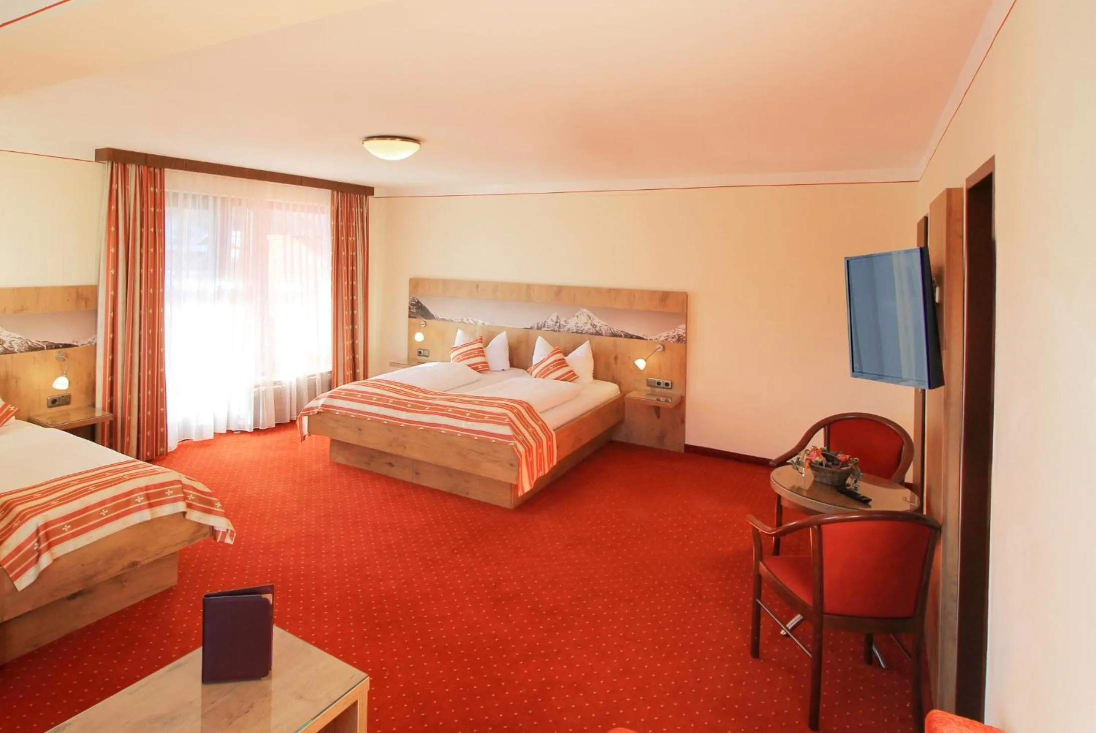 Bed in Alpenhotel Brennerbascht