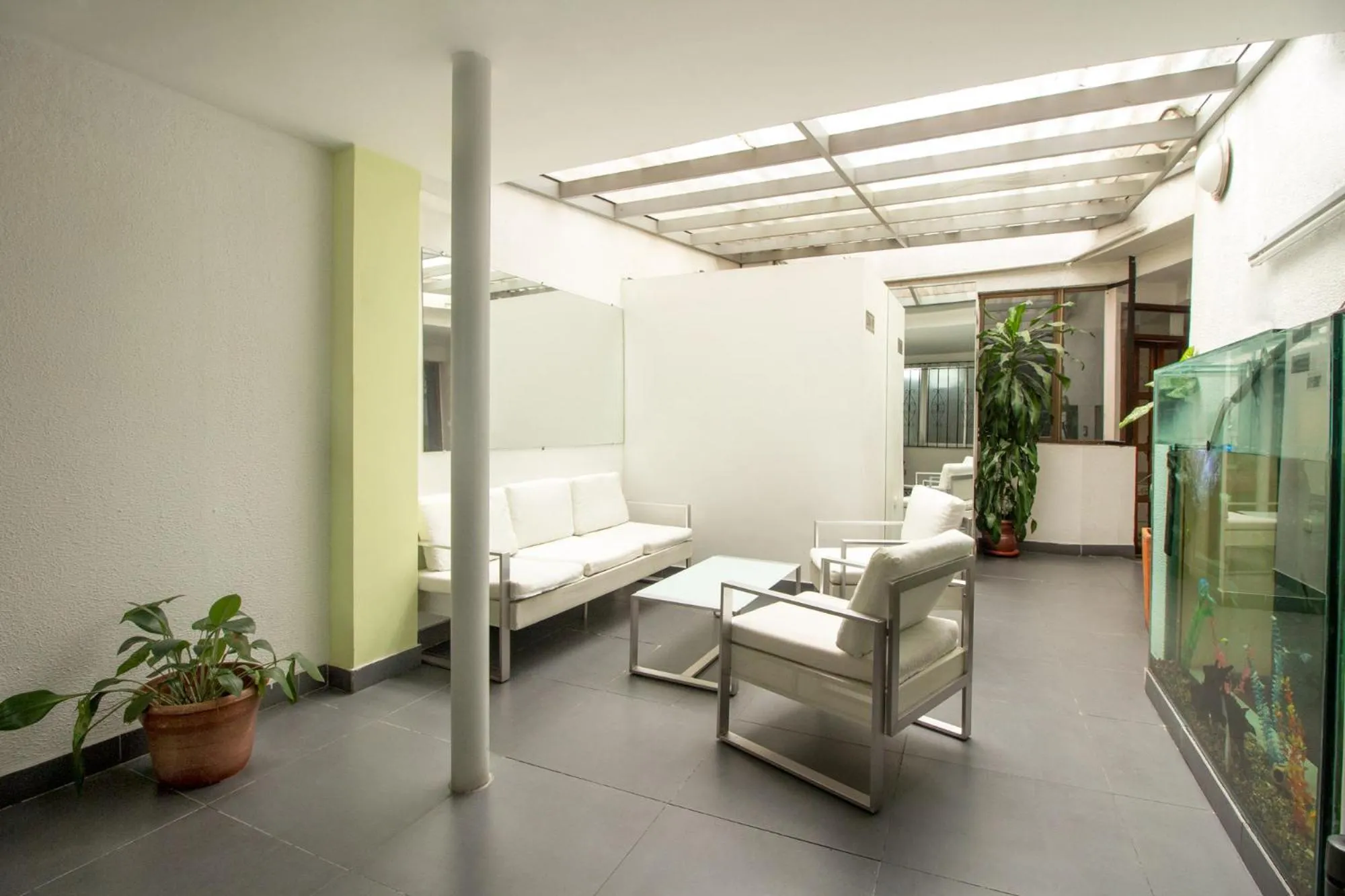 Seating area in El Gran Hotel de Pereira