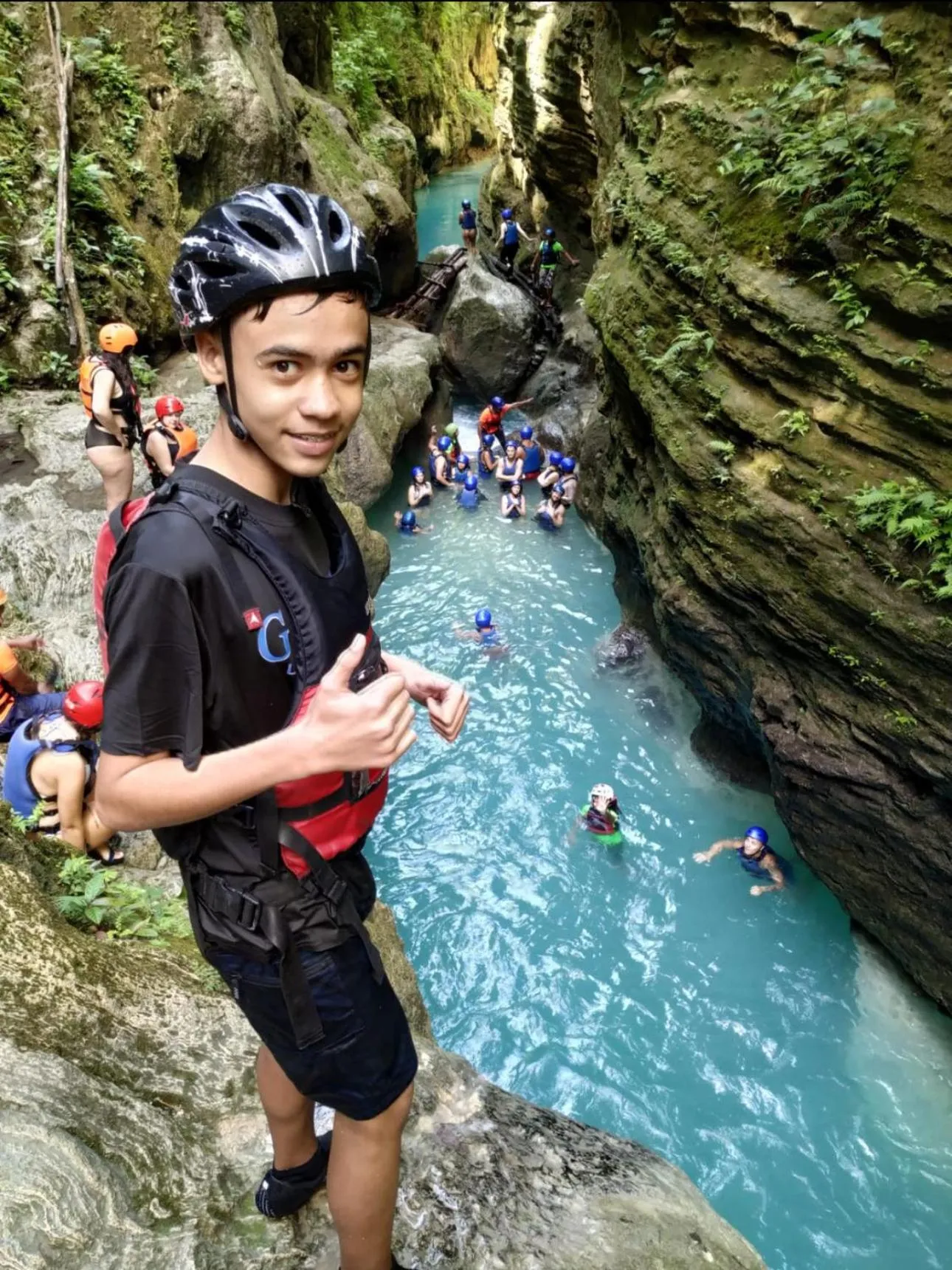 Pescador View - Beachfront ,Extensions & nearby the Ocean Hostels & Restaurant Moalboal