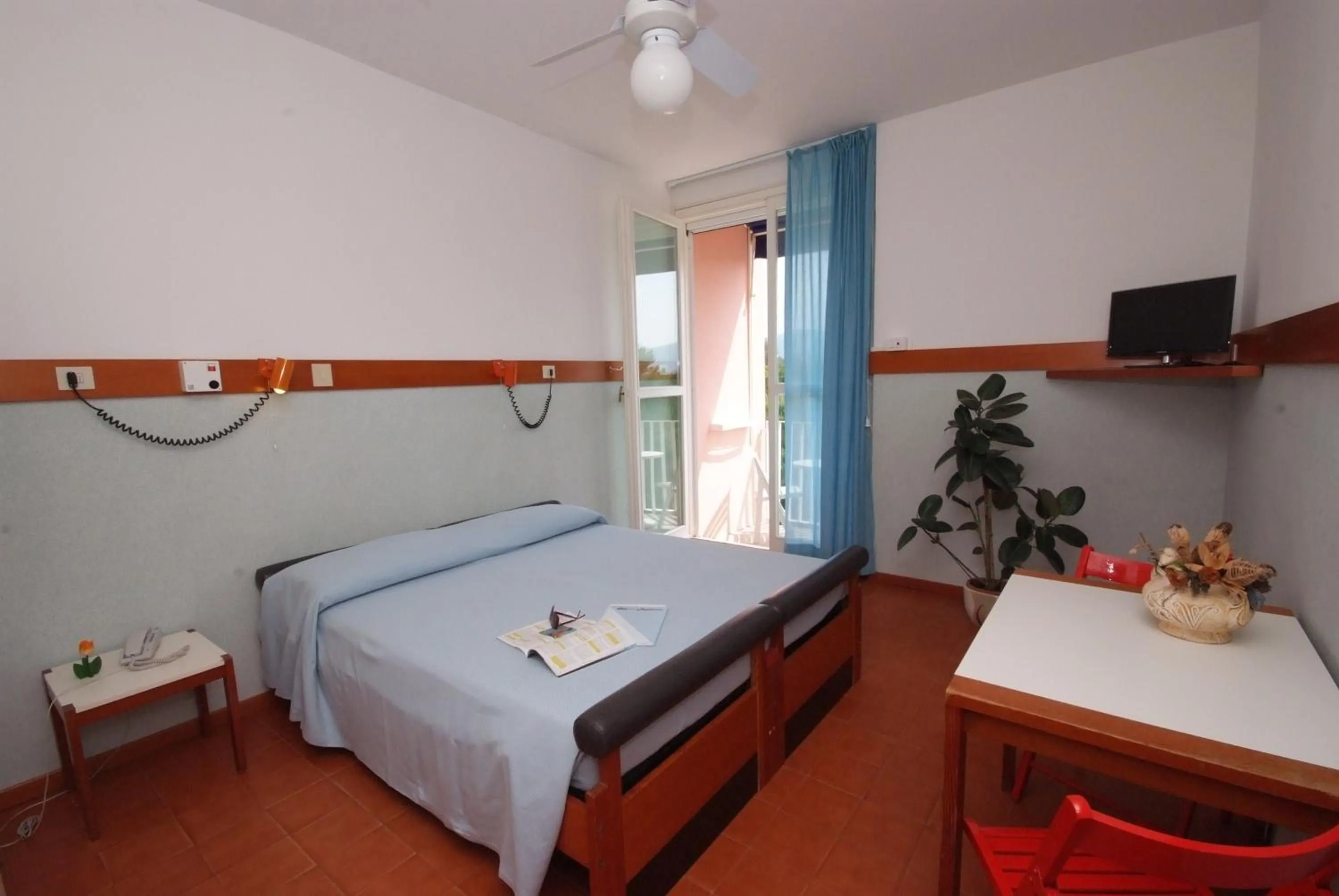 Bedroom, Bed in Residence Elite