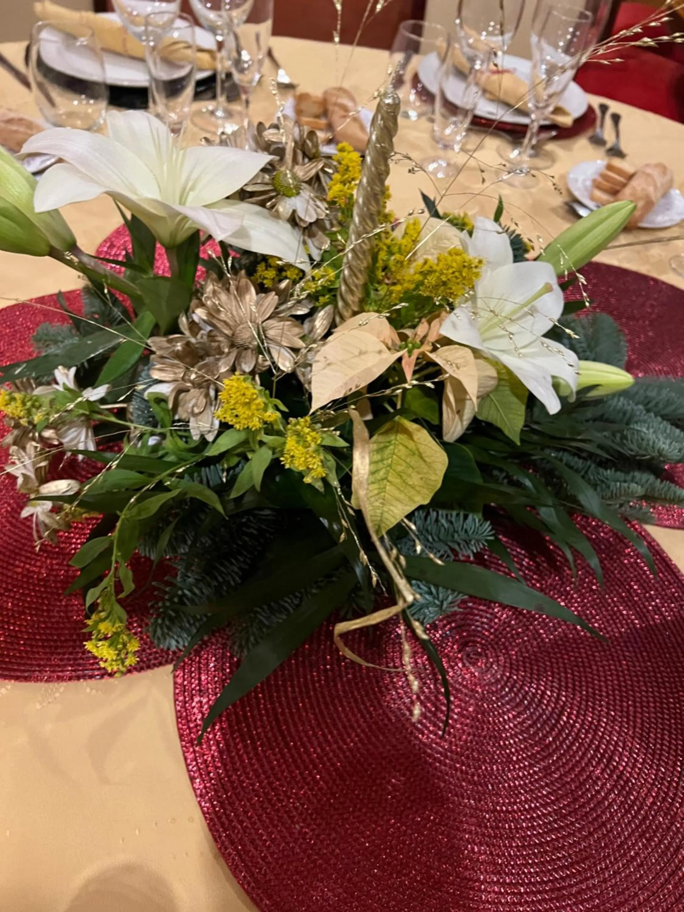 Restaurant/places to eat in Hotel Torres I