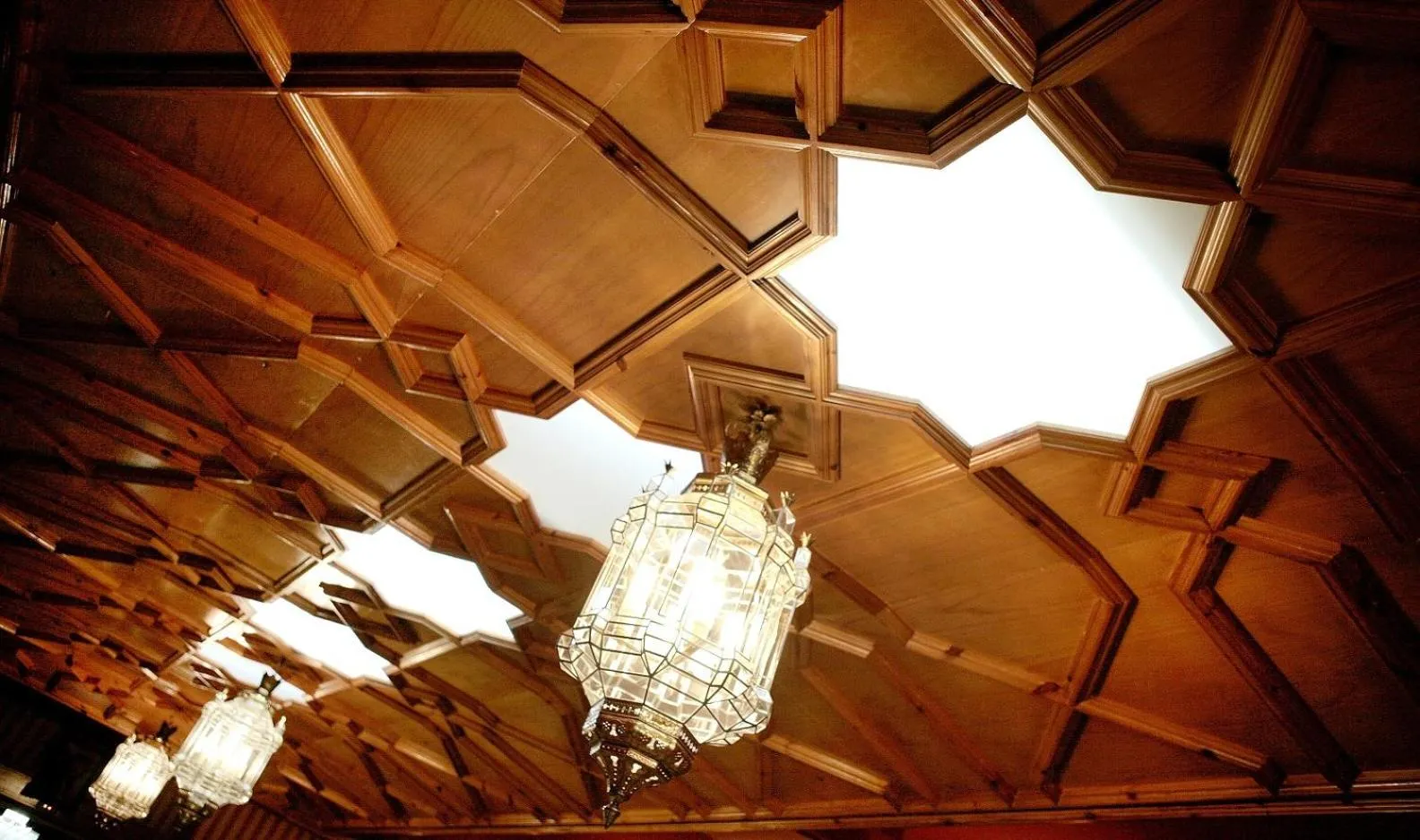 Restaurant/places to eat in Hotel Torres I