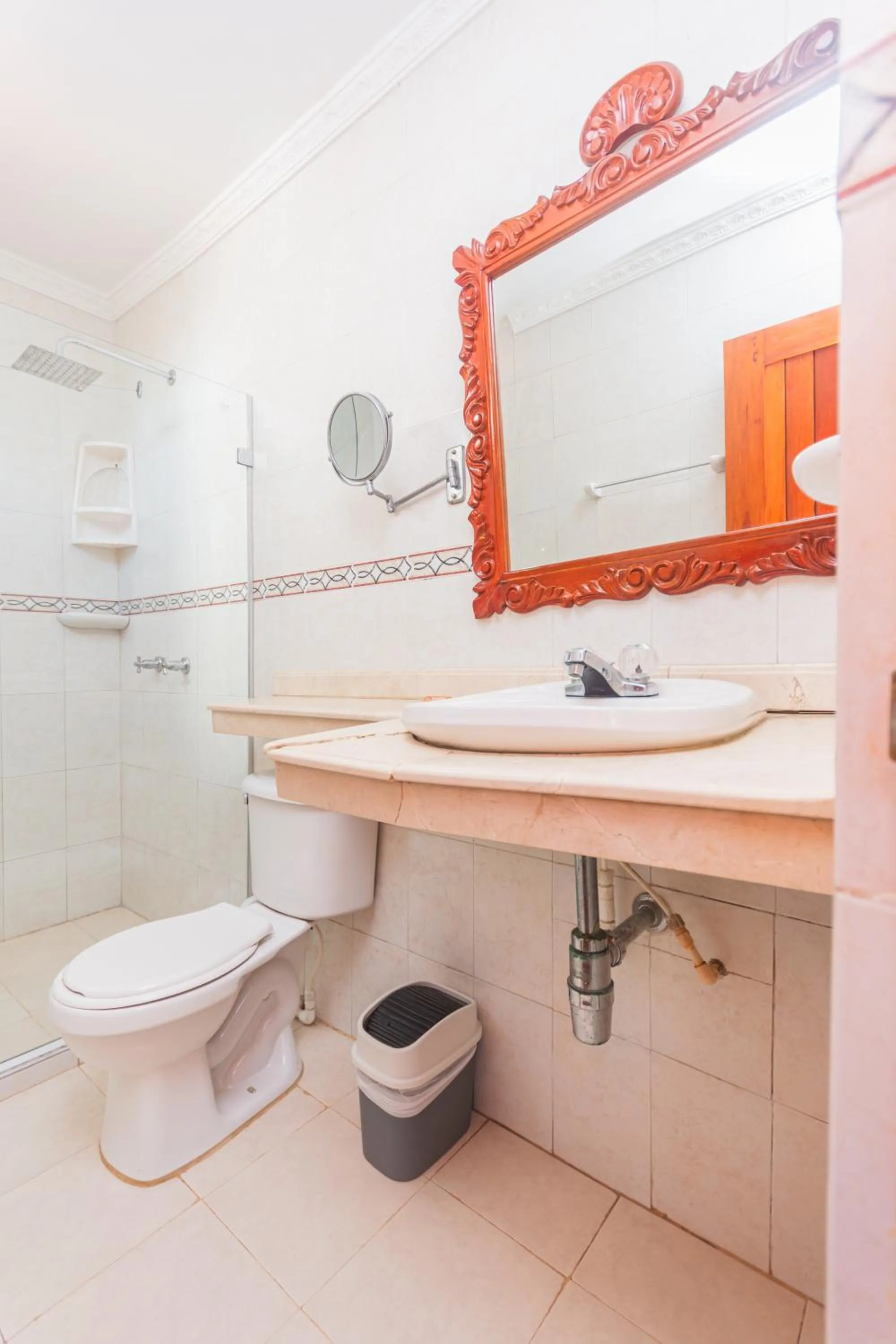 Shower in Hotel Baluarte Cartagena Boutique