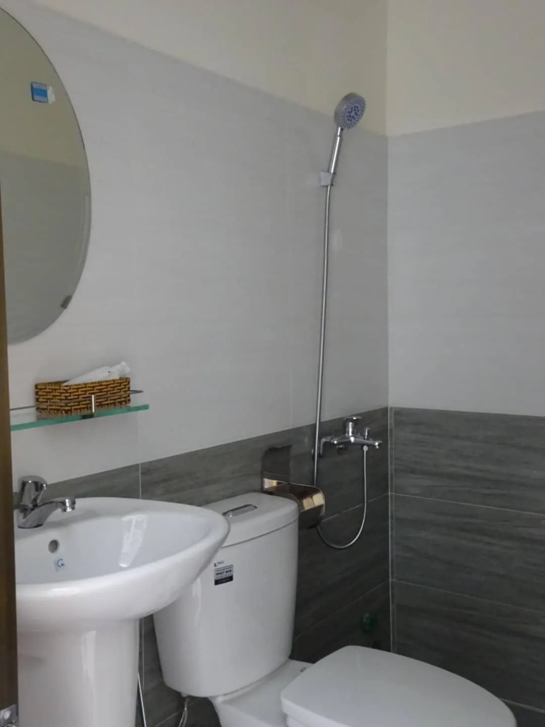 Toilet in Cam Ly Homestay