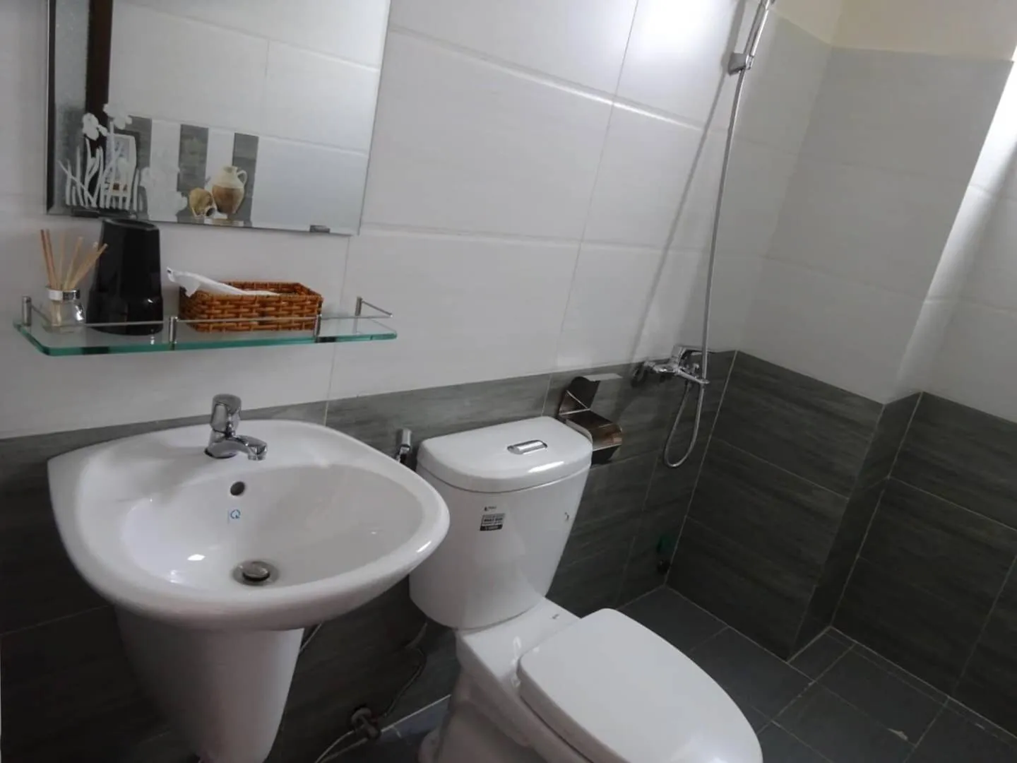 Shower in Cam Ly Homestay