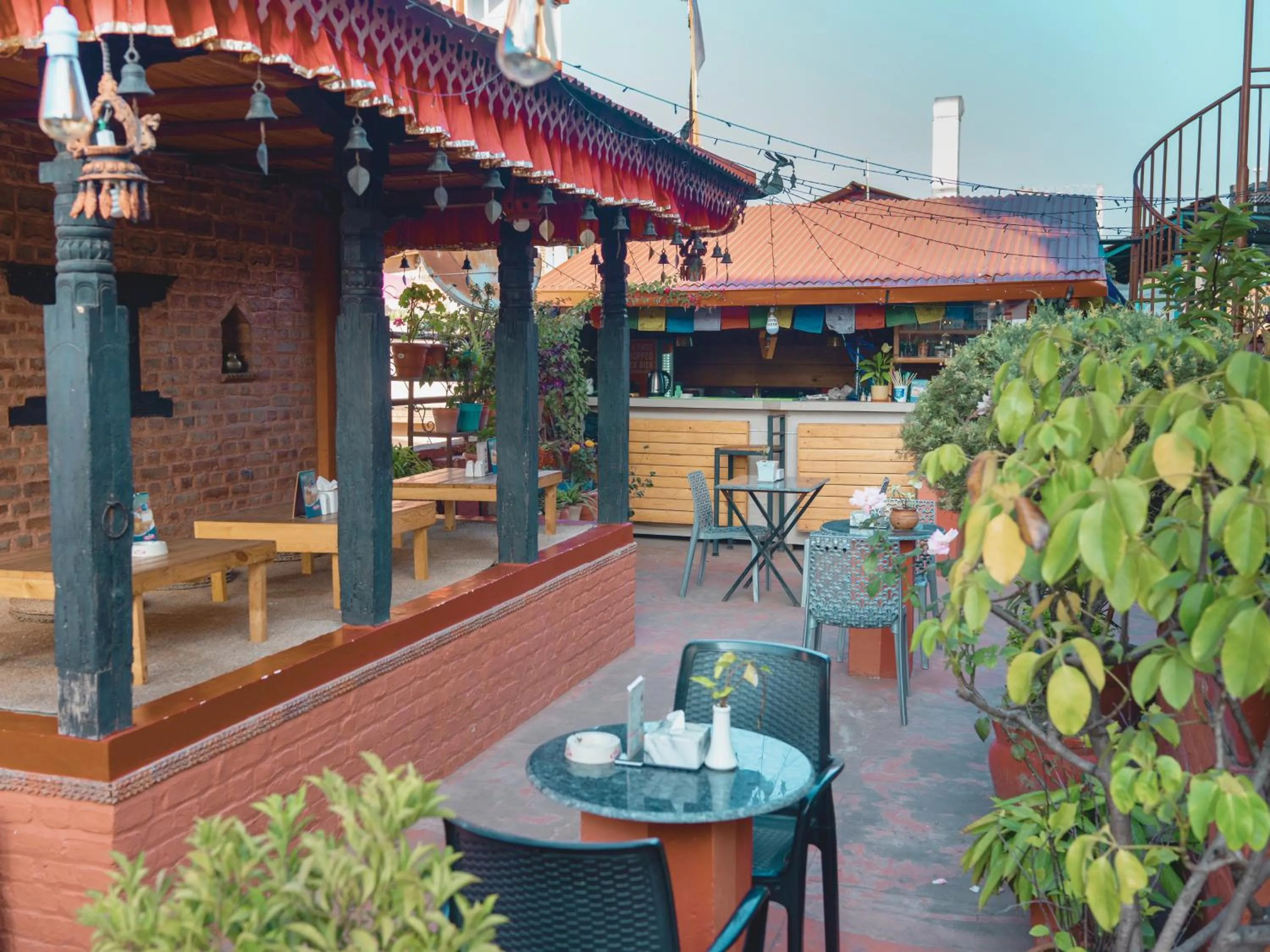 Restaurant/places to eat in Newa Home