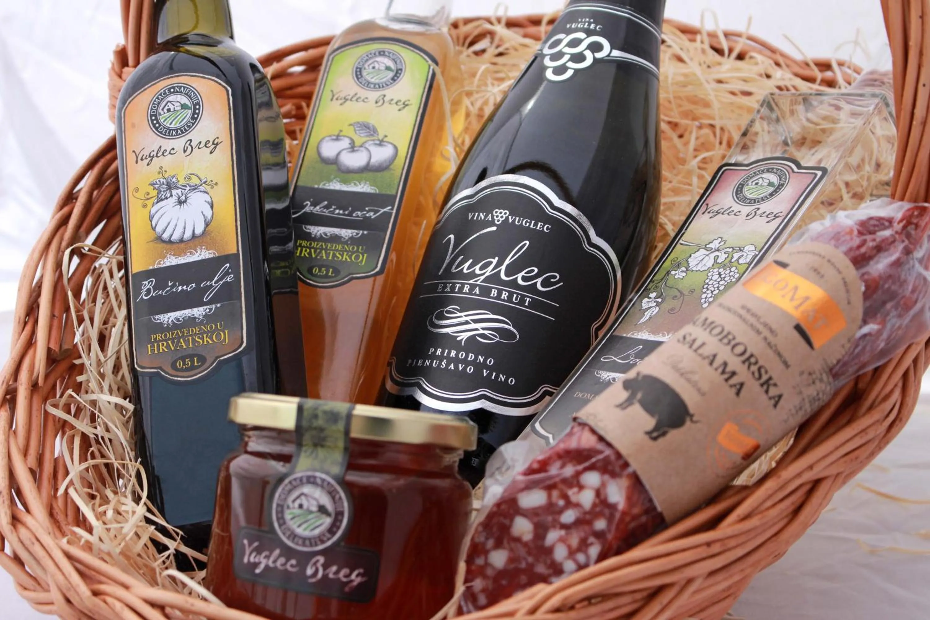 Drinks in Winery, Restaurant & Pension Vuglec Breg