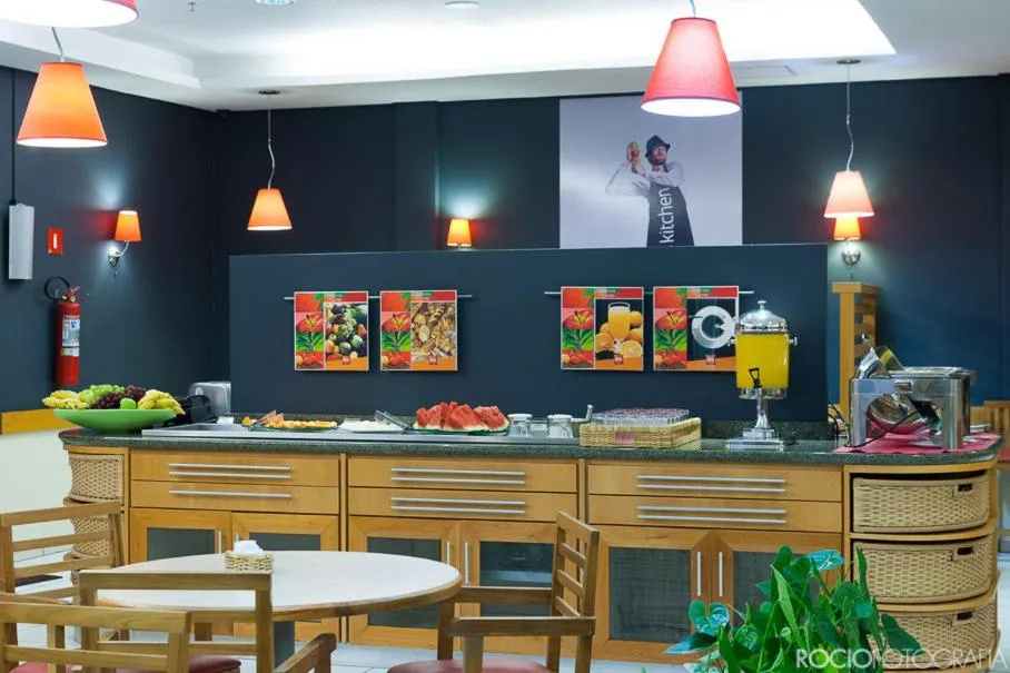 Restaurant/places to eat in ibis Uberlandia