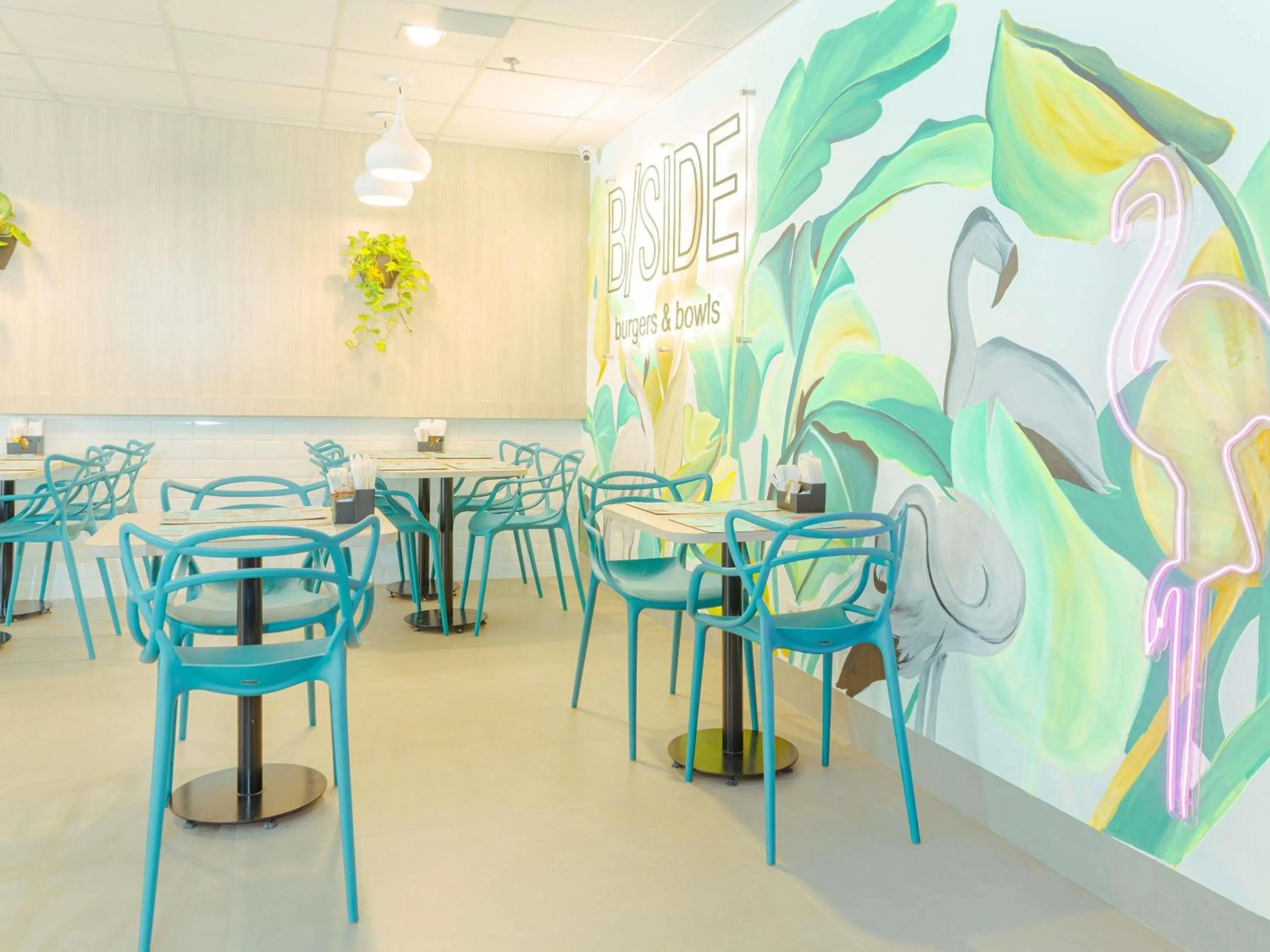 Restaurant/places to eat in ibis Styles Goiania Marista