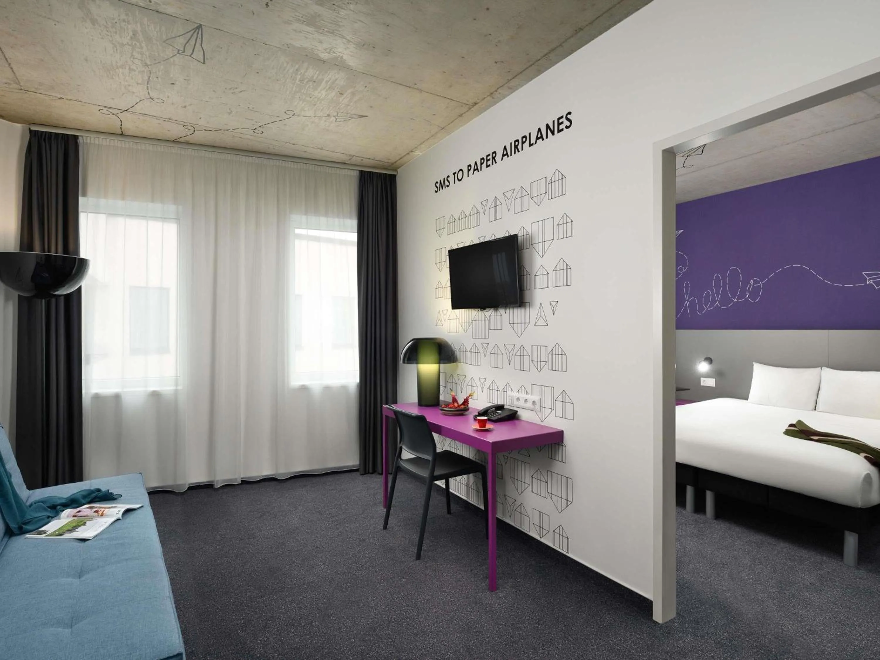 Bedroom, Bed in ibis Styles Budapest Airport