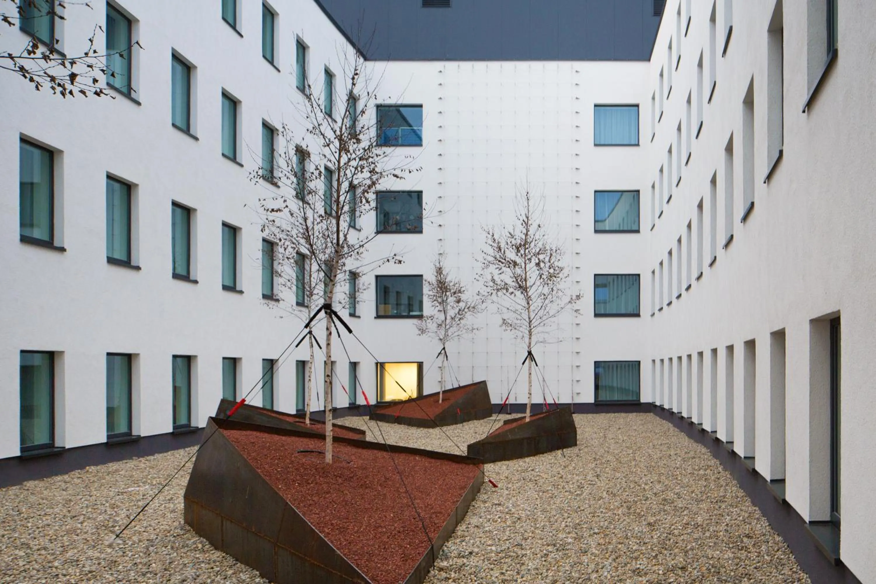 Garden in ibis Styles Budapest Airport