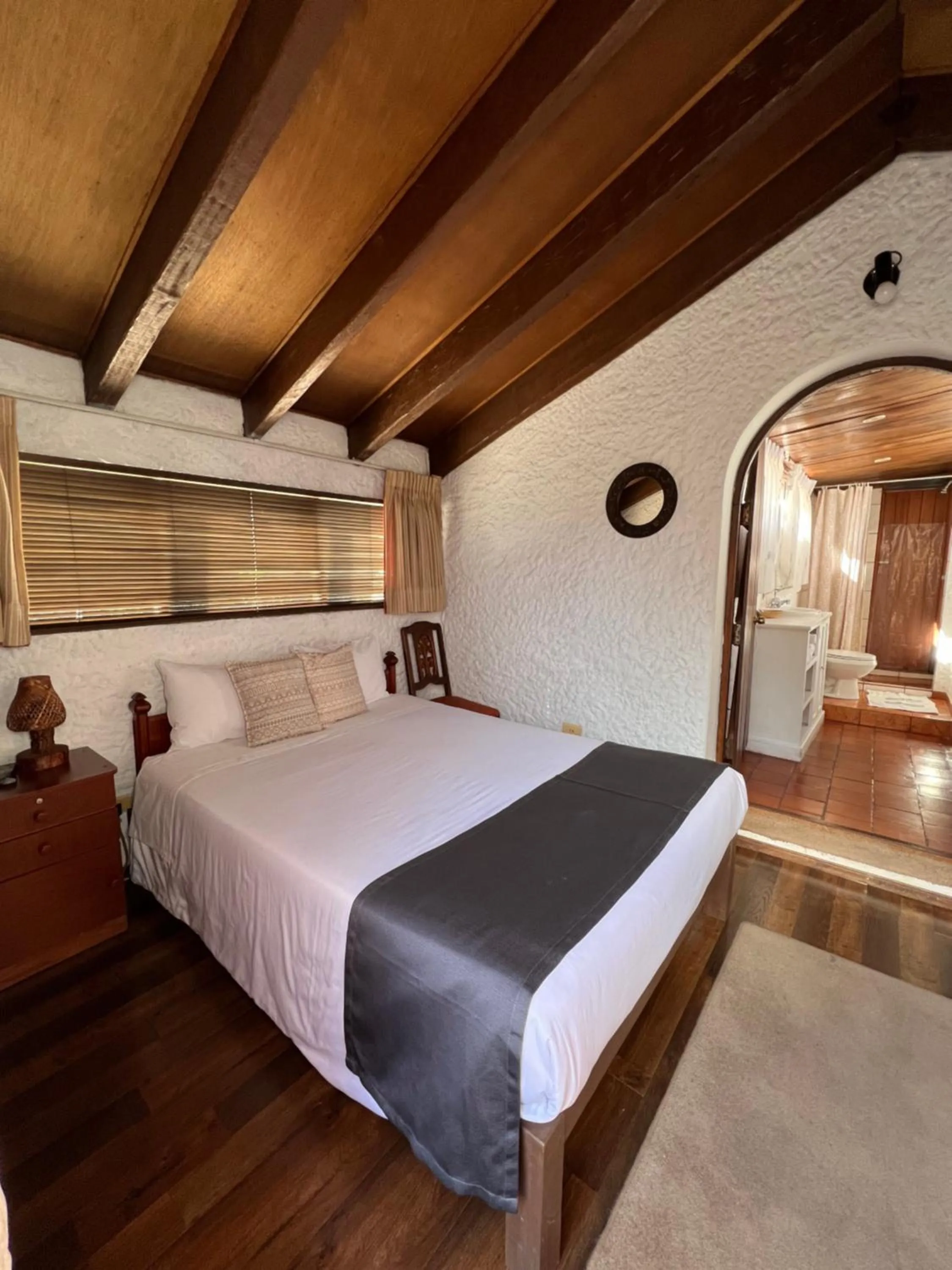 TV and multimedia, Bed in Hotel La Casa de Tin tin