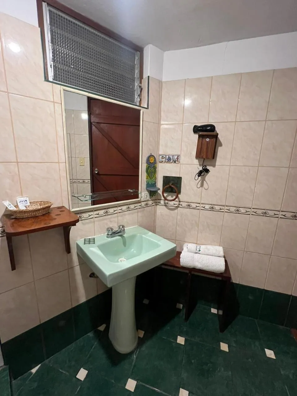 Bathroom in Hotel La Casa de Tin tin