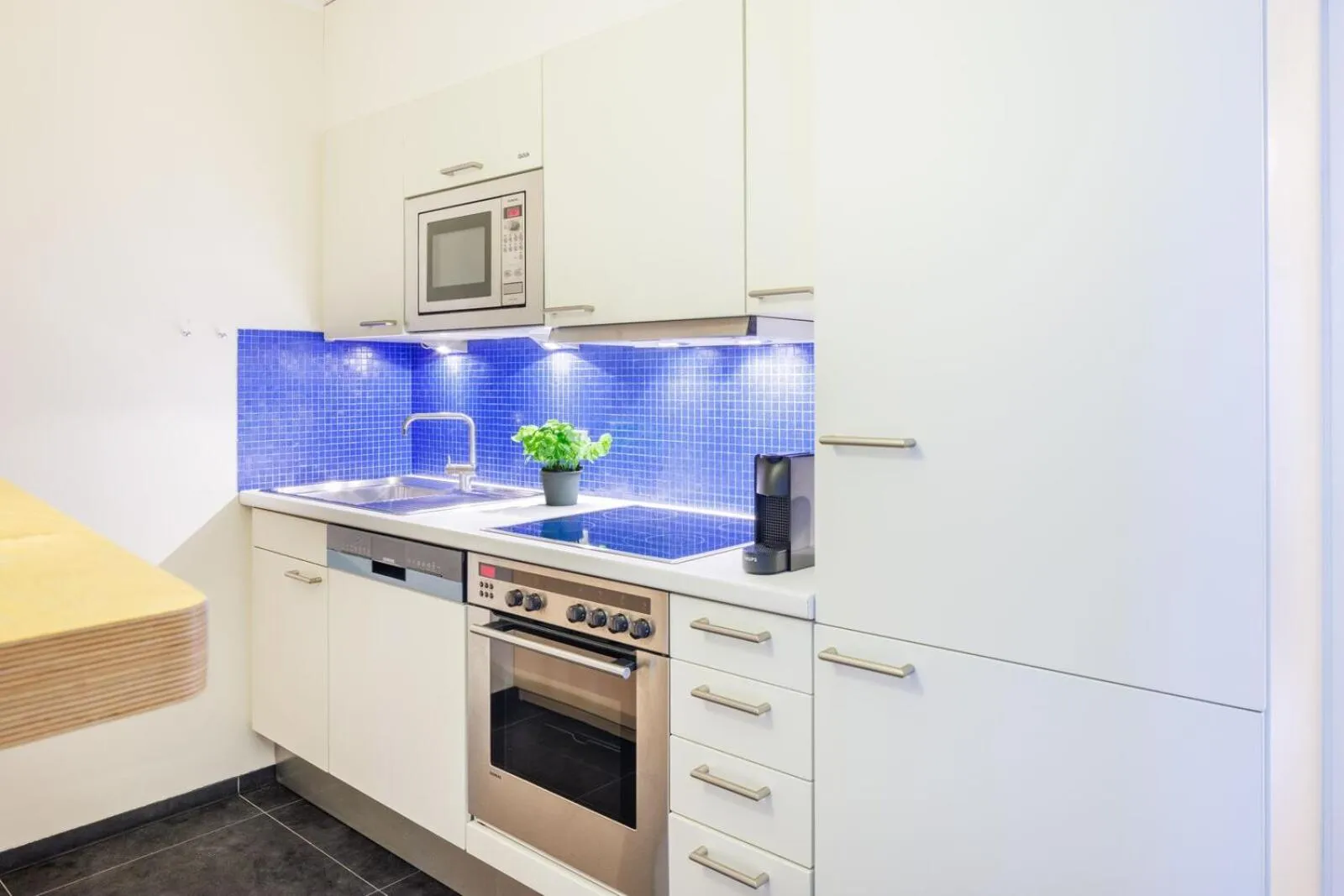 Kitchen or kitchenette in Hapimag Berlin Gendarmenmarkt