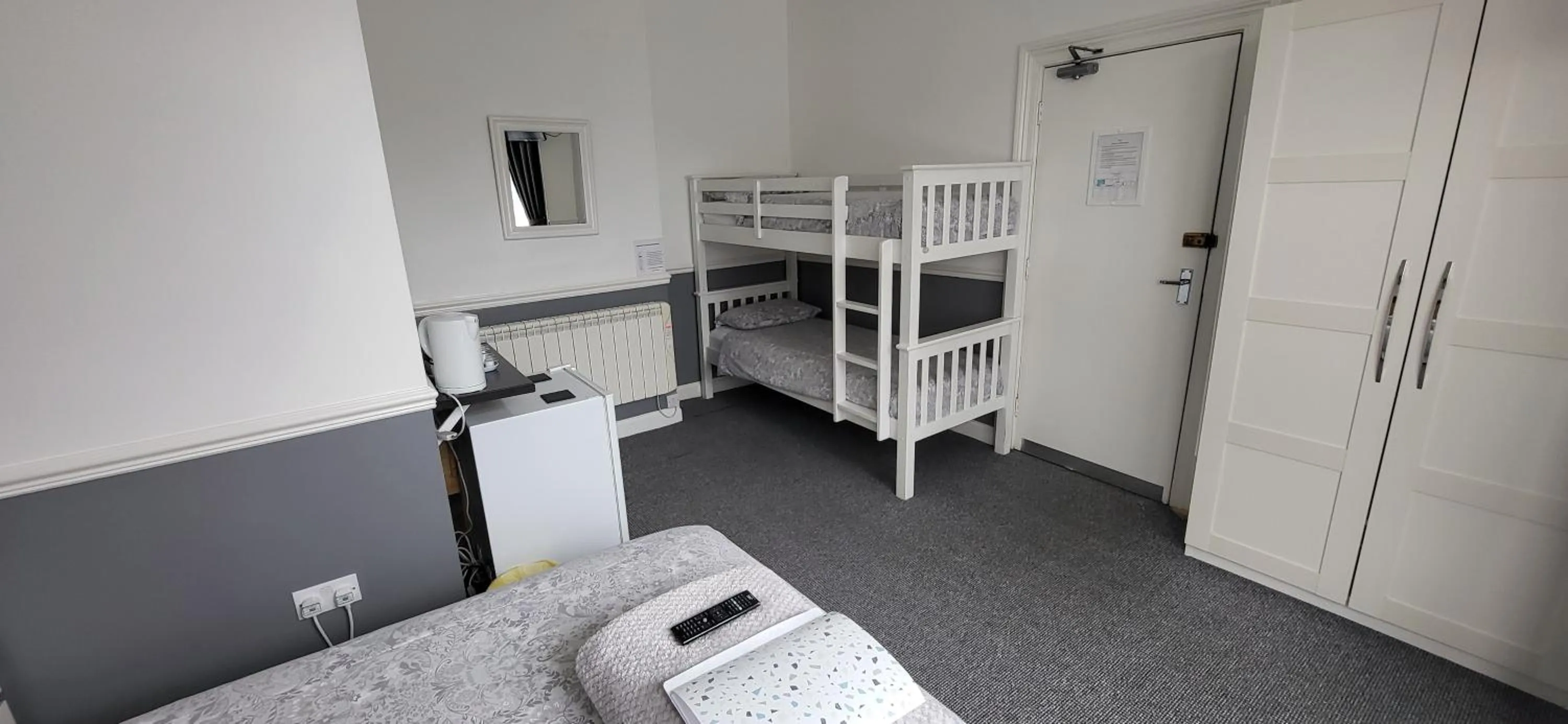 Bedroom, Bed in The Aldor