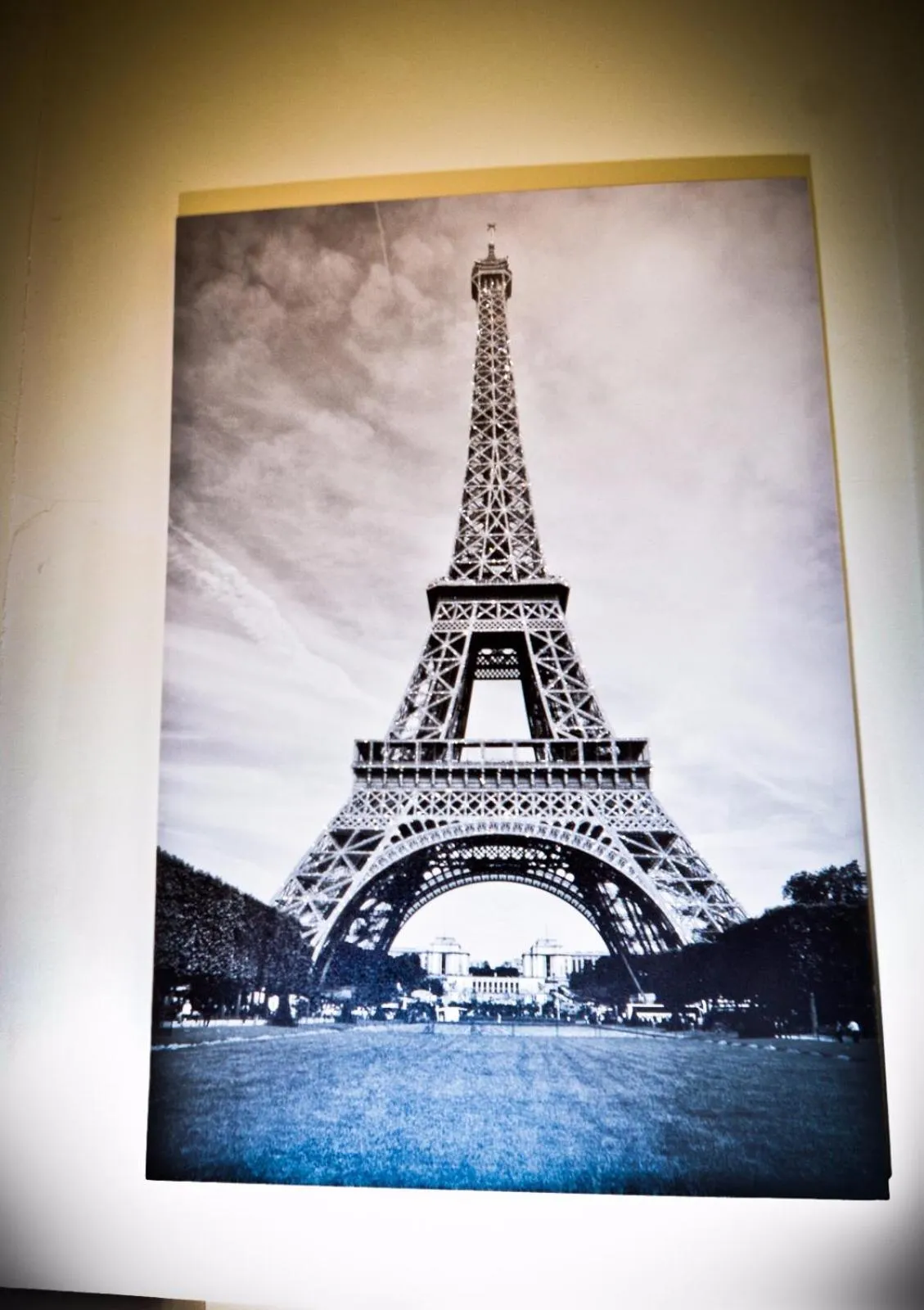 Property building in Thames View House Surrey Quays