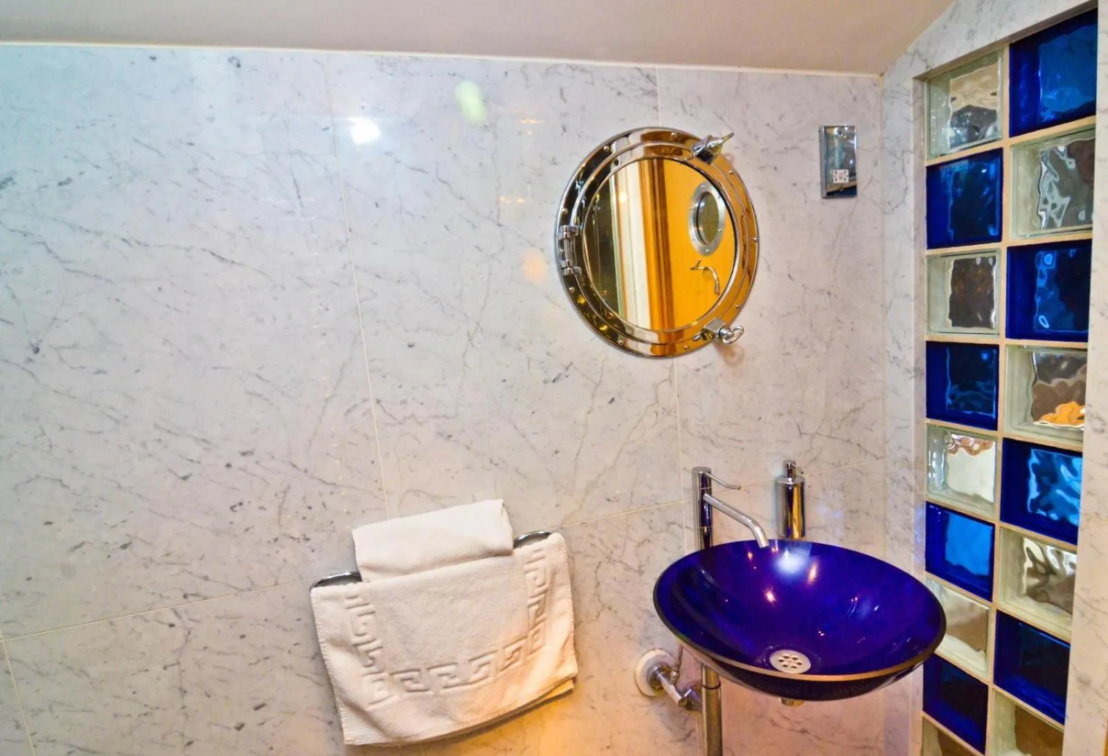 Thames View House Surrey Quays