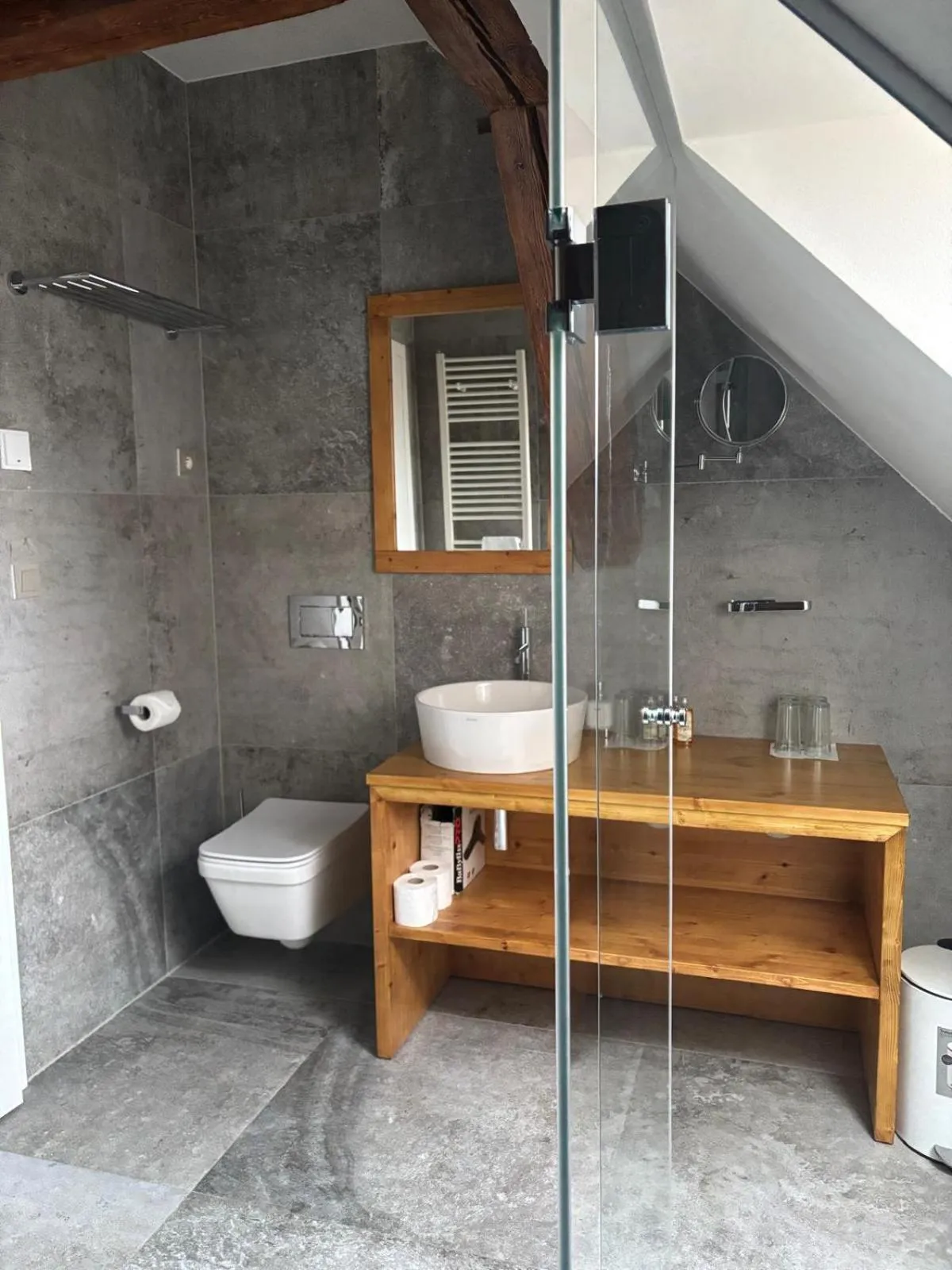 Shower in Hotel Zámek Svijany