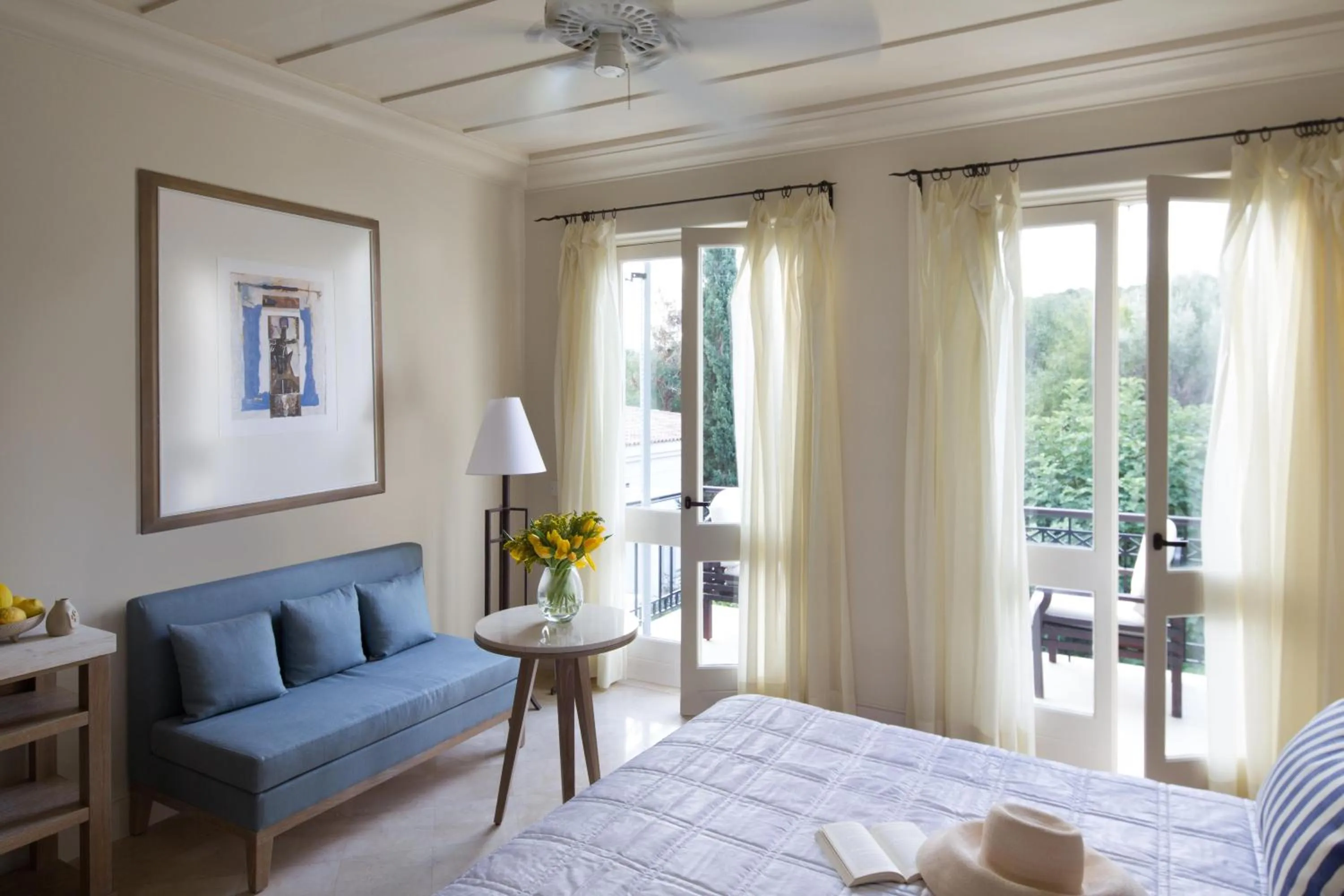 Photo of the whole room, Bed in Anassa