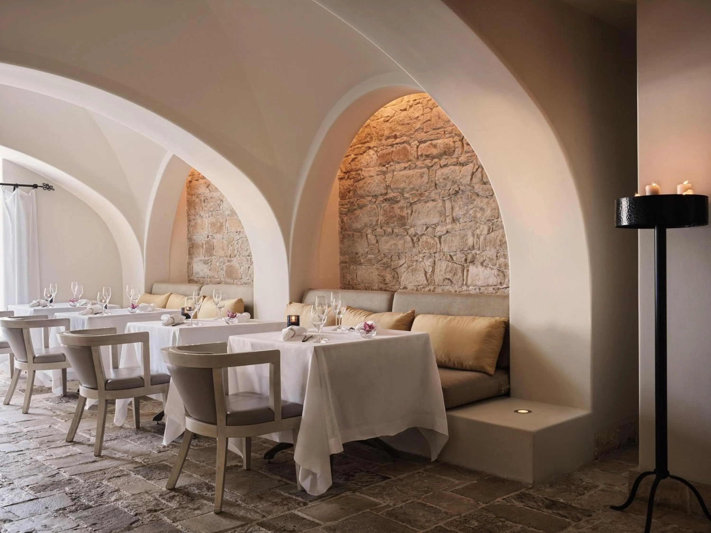 Restaurant/places to eat in Anassa