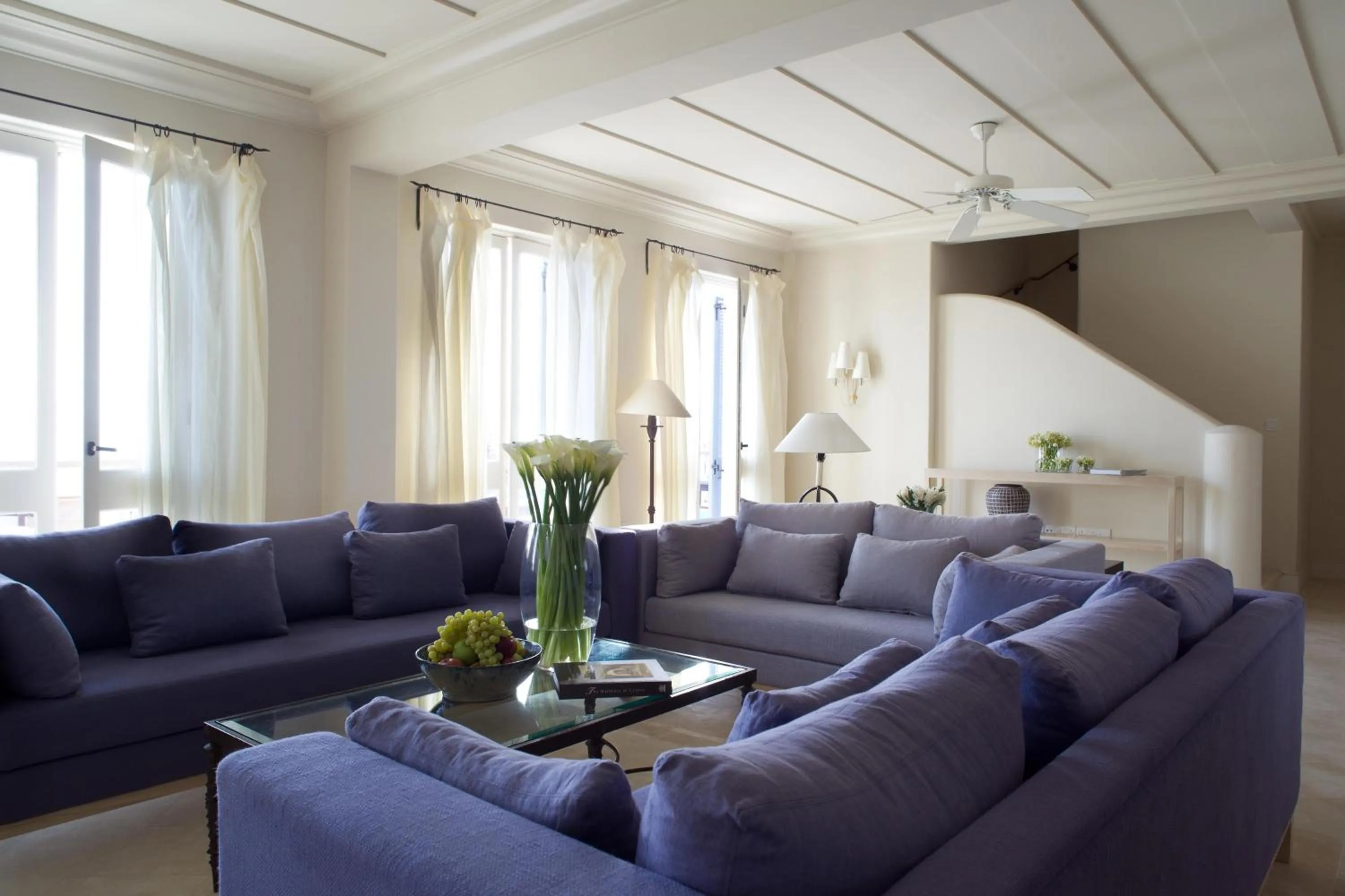 Photo of the whole room in Anassa