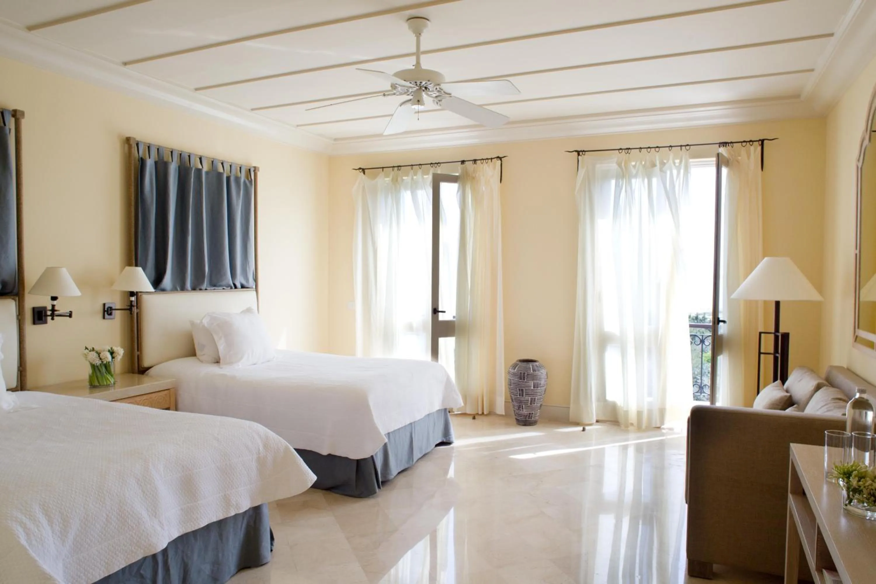 Photo of the whole room, Bed in Anassa