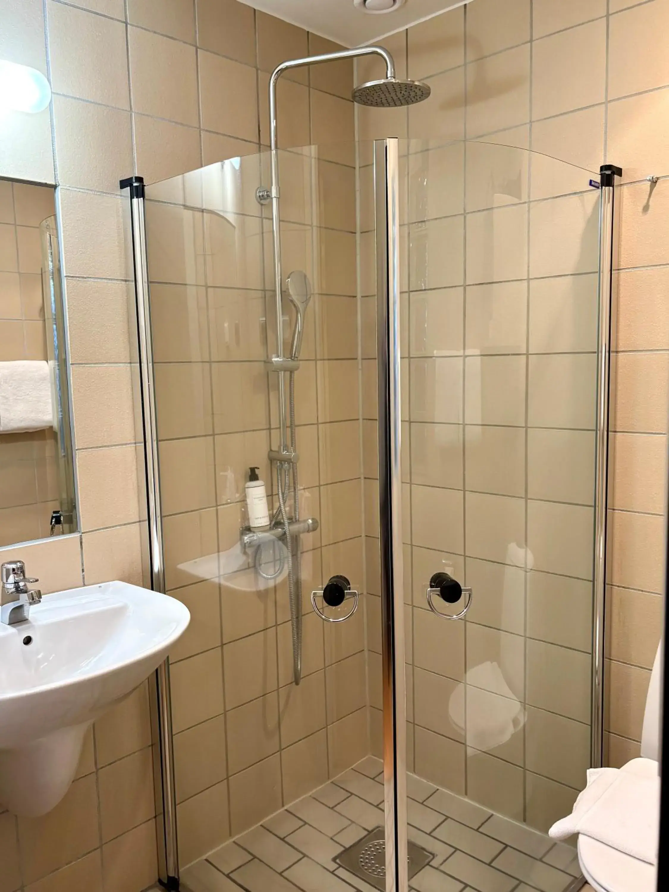 Double Room with Balcony and Sea View - single occupancy in Maritim Hotell & Krog Double Room with Balcony and Sea View - single occupancy in Maritim Hotell & Krog