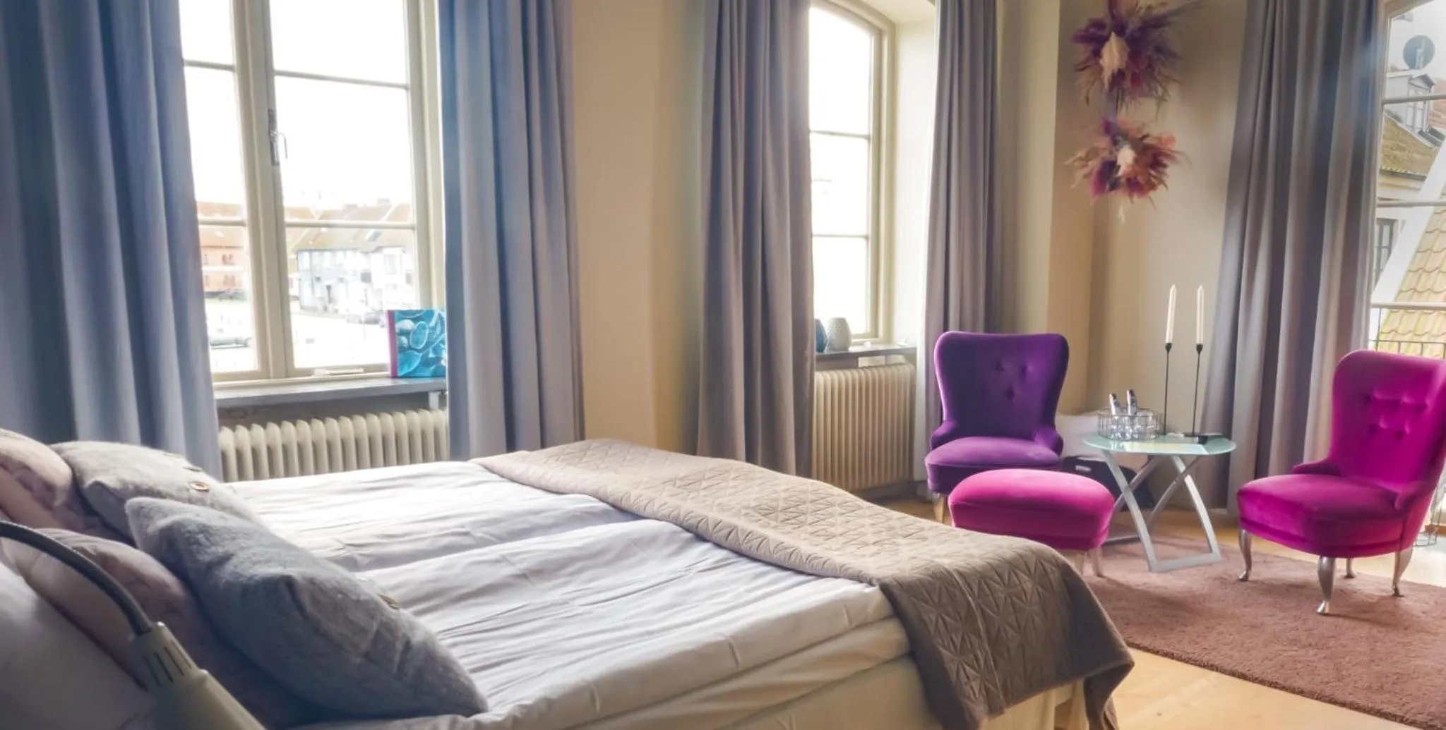 Bed in Maritim Hotell & Krog