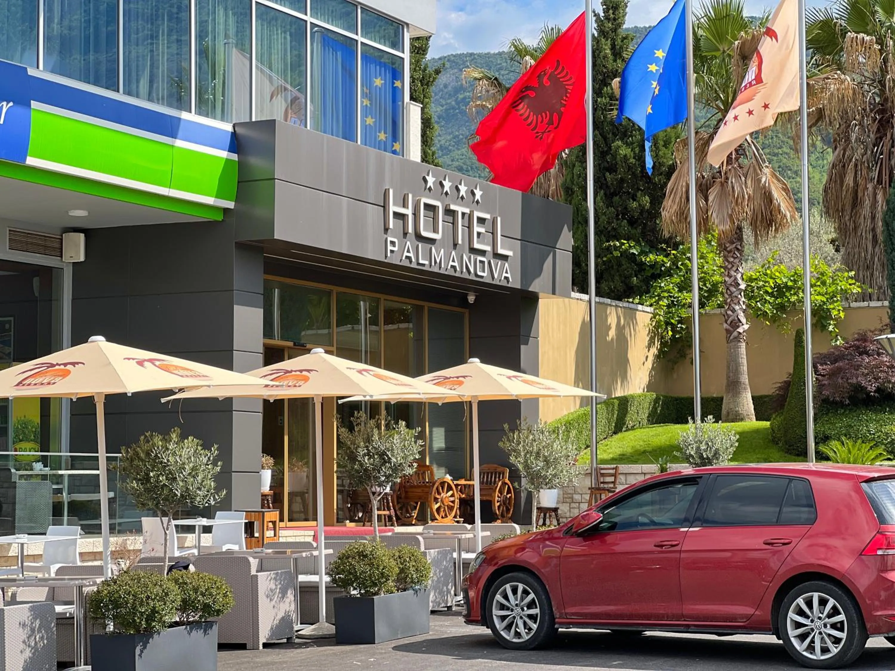 Facade/entrance in PalmaNova Resort