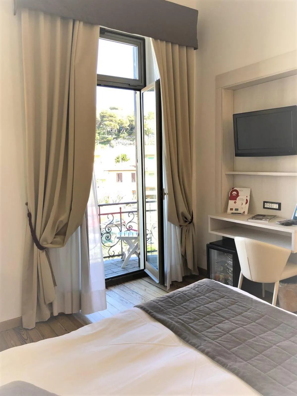 Bed in Hotel Parigi & Spa