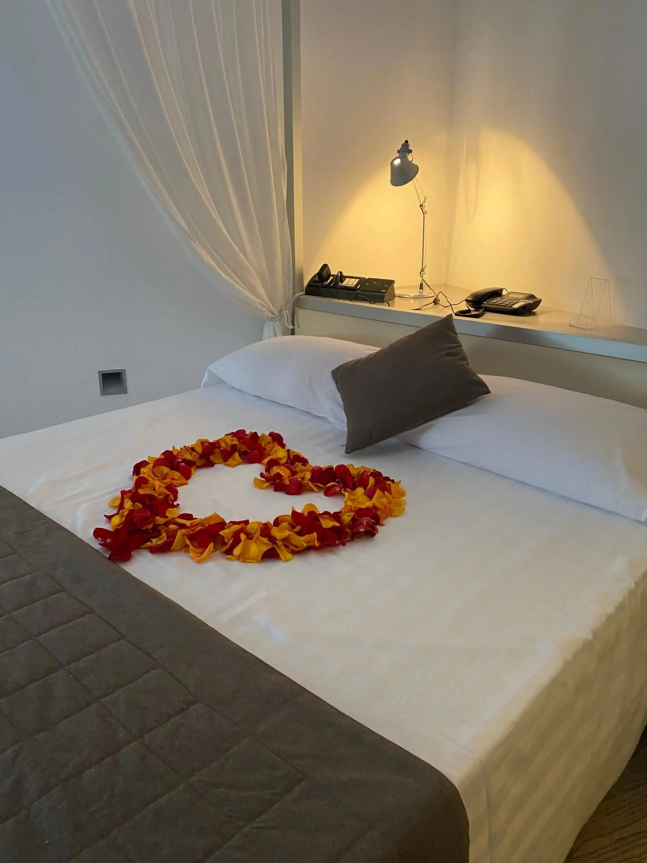 Bed in Hotel Parigi & Spa