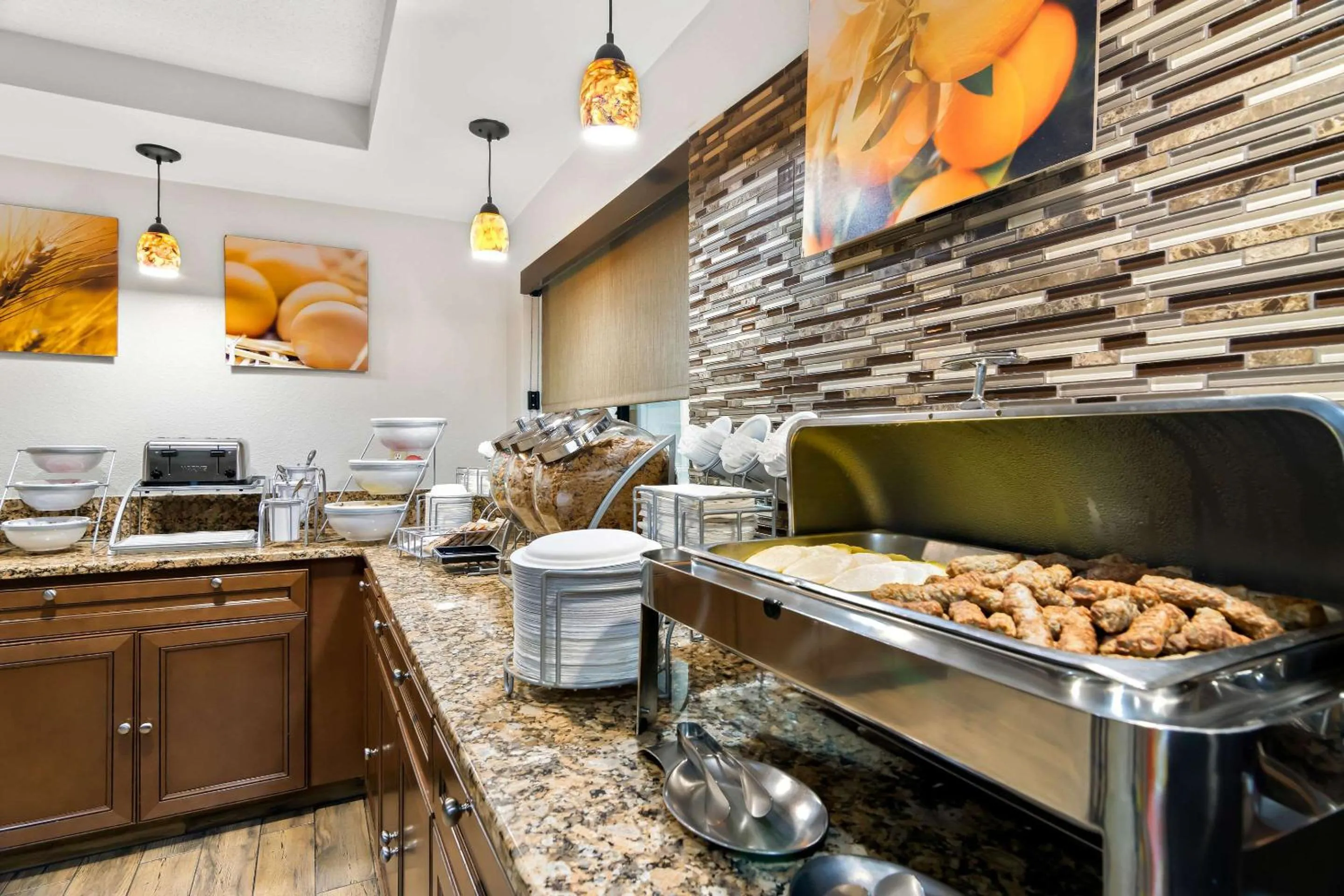 Breakfast in Comfort Inn Joliet West I-80