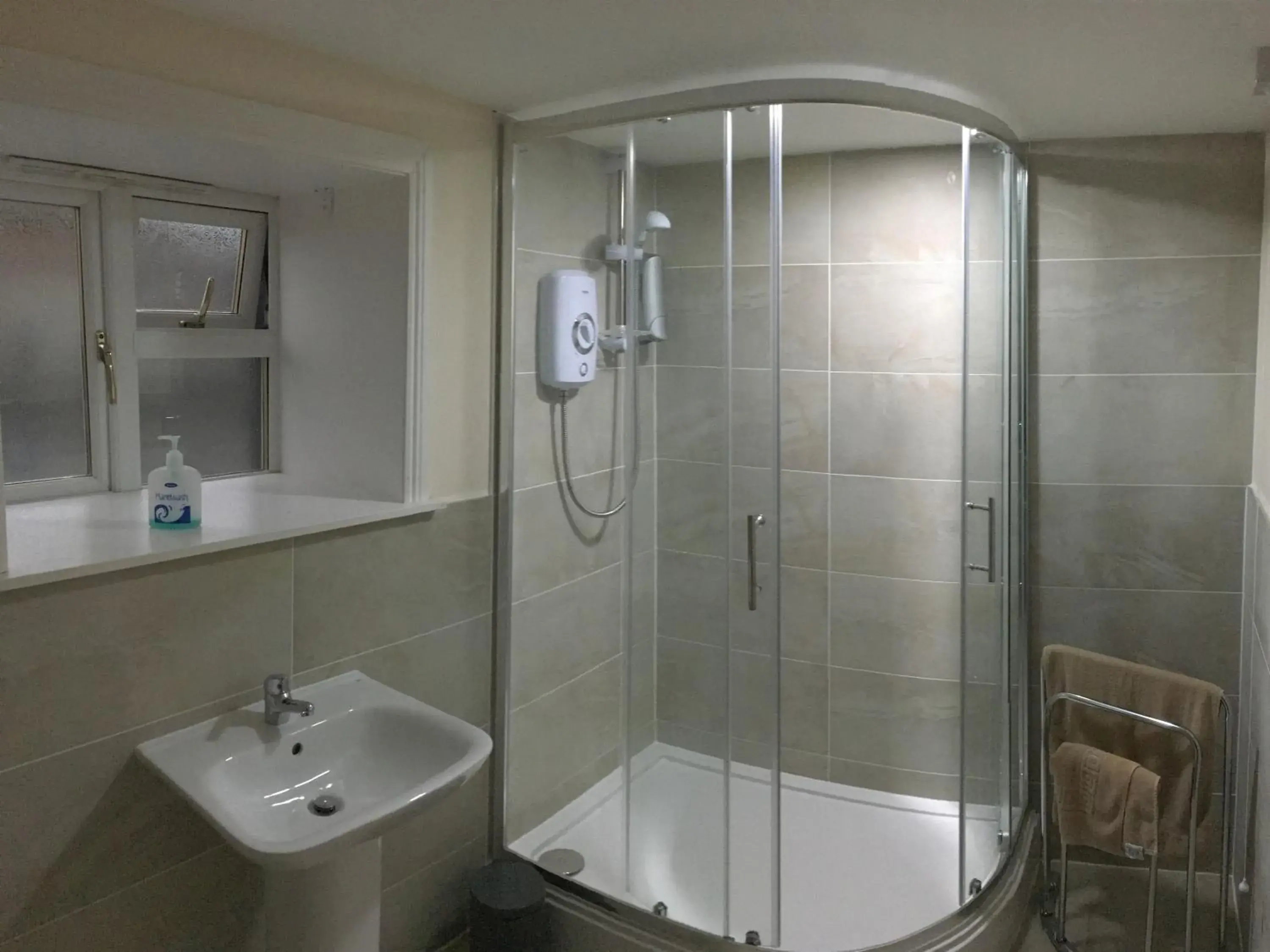 Superior Double Room in The Blackbull Inn Polmont Superior Double Room in The Blackbull Inn Polmont