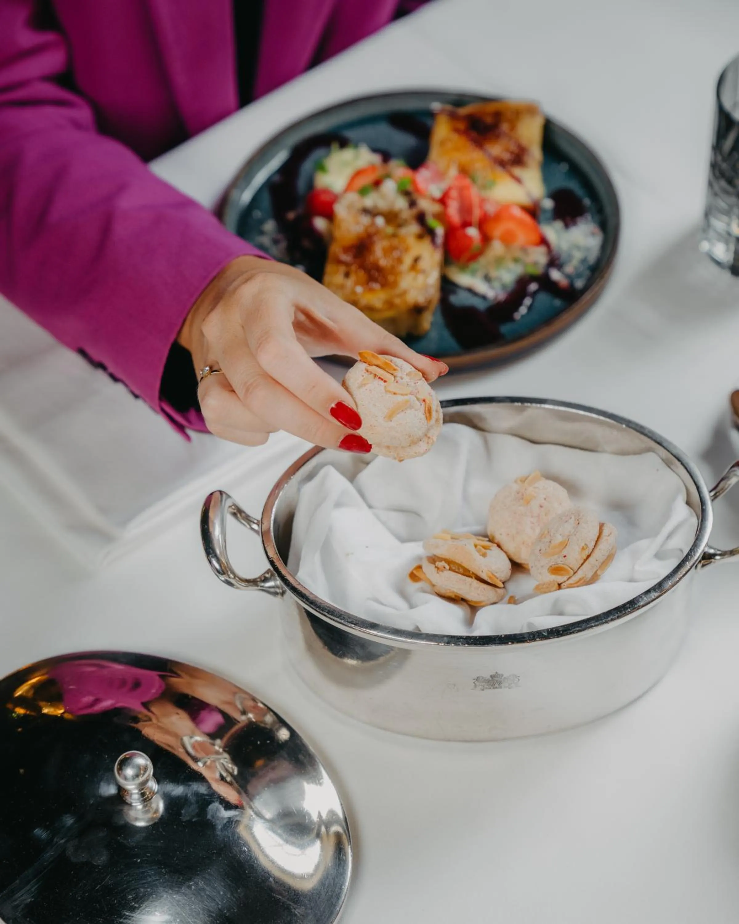 Restaurant/places to eat in Kasteel de Wittenburg