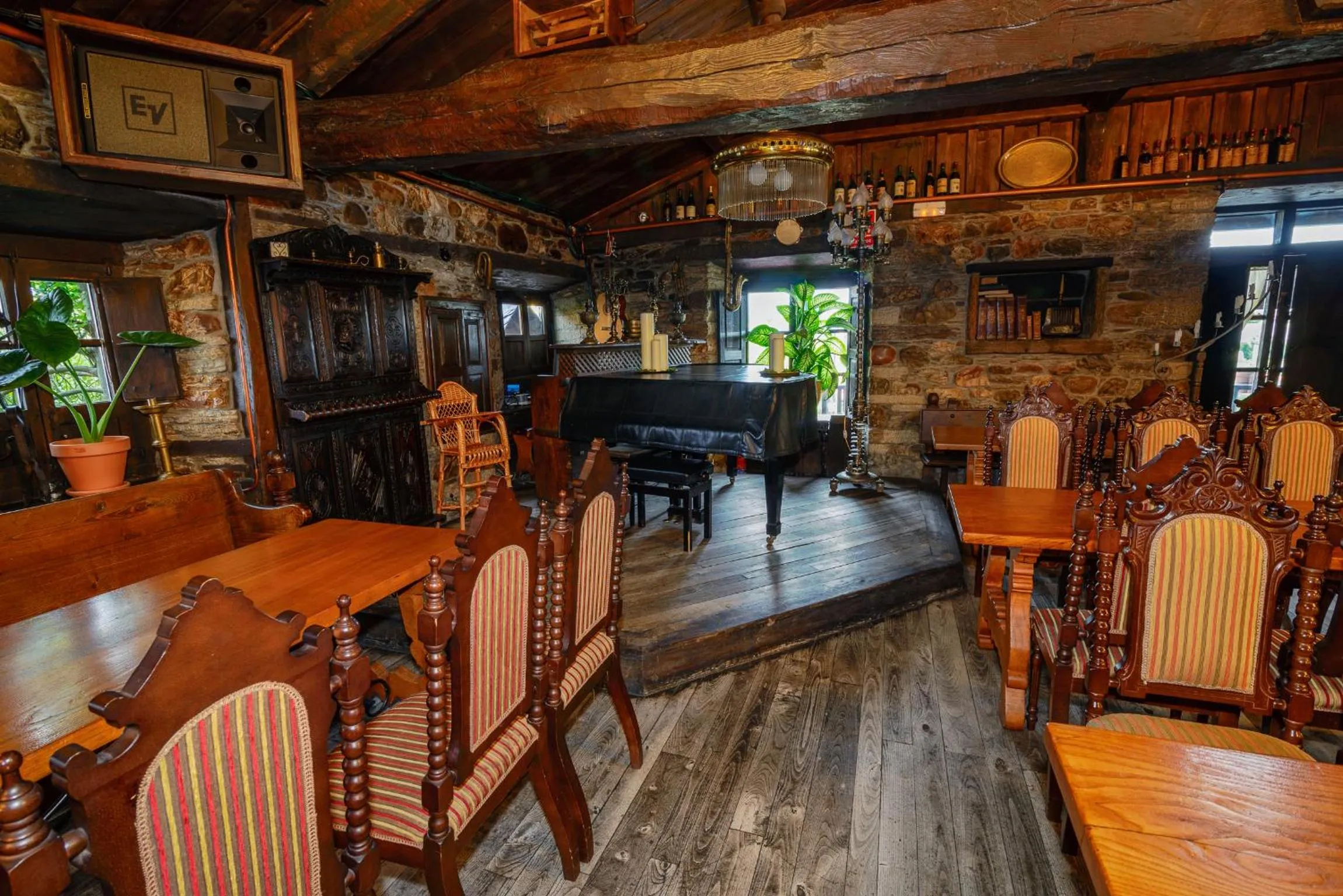 Lounge or bar in La Moncloa de San Lazaro