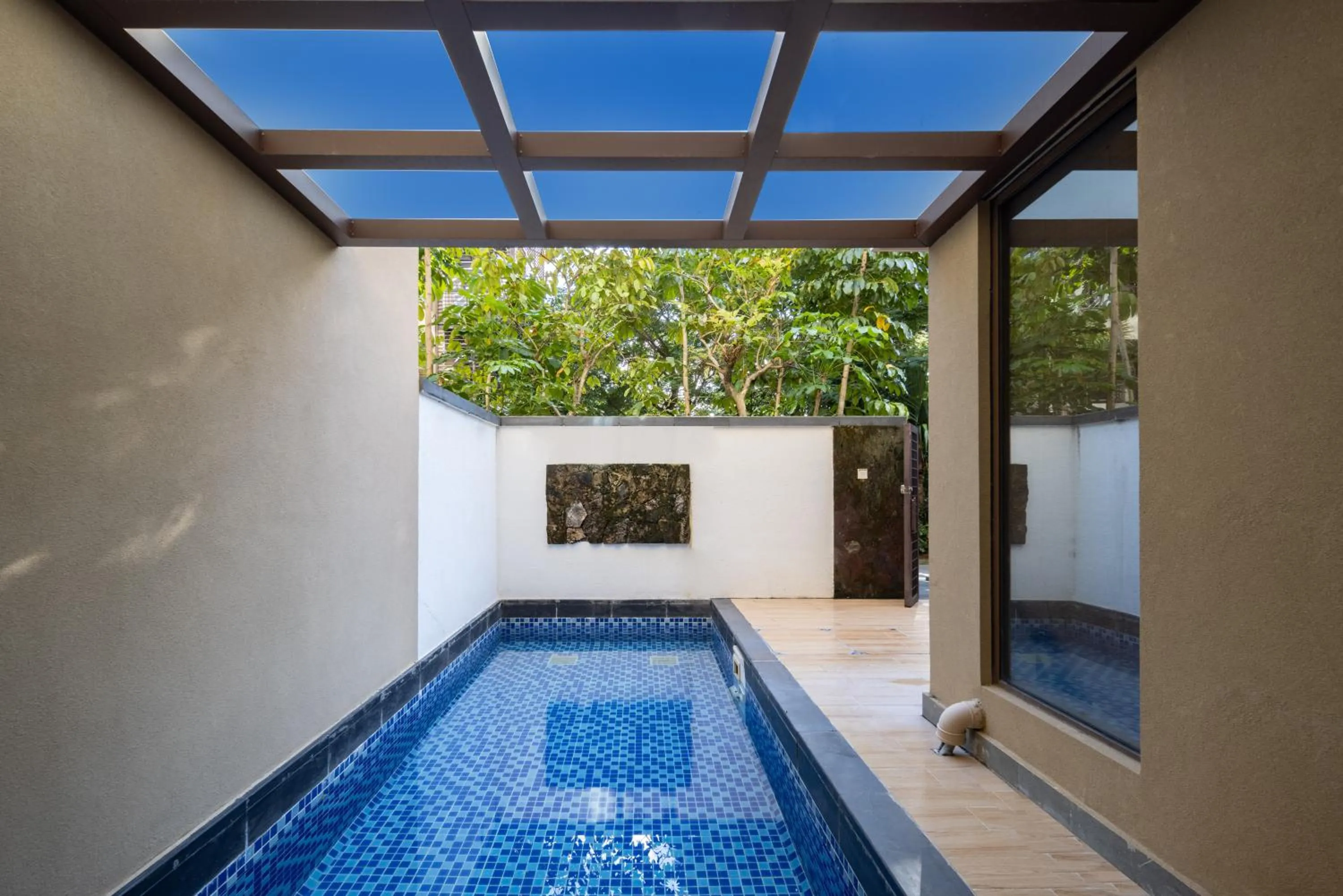 Three-Bedroom Suite with Private Pool in Iccssi Villa Haitang Bay Sanya
