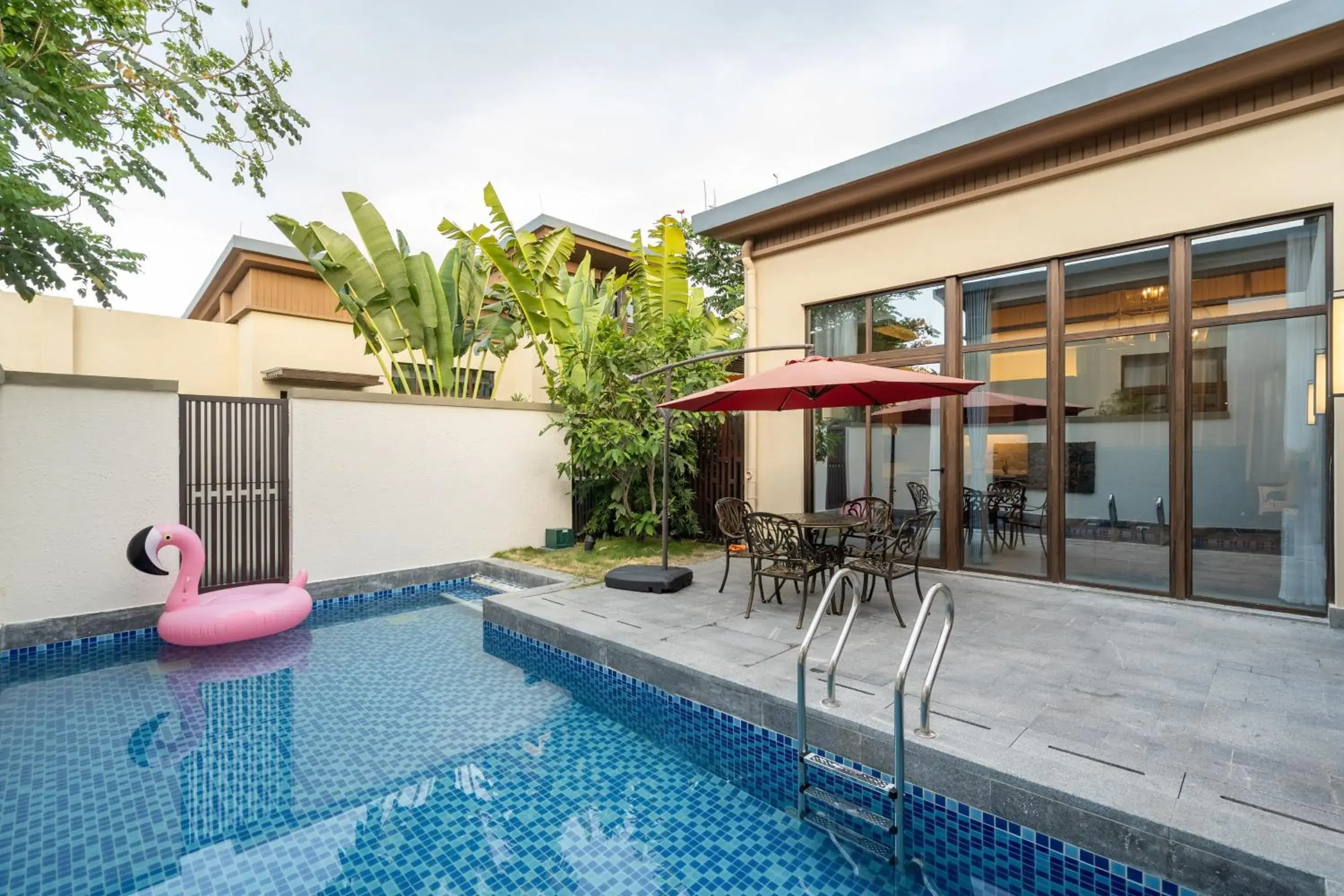 Three-Bedroom Villa with Private Pool in Iccssi Villa Haitang Bay Sanya Three-Bedroom Villa with Private Pool in Iccssi Villa Haitang Bay Sanya