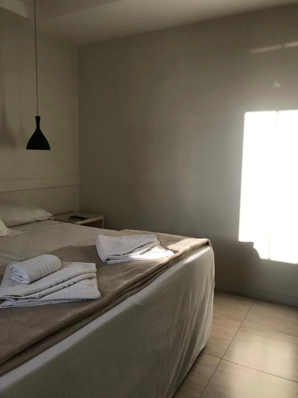 Bed in Das Nações Hotel