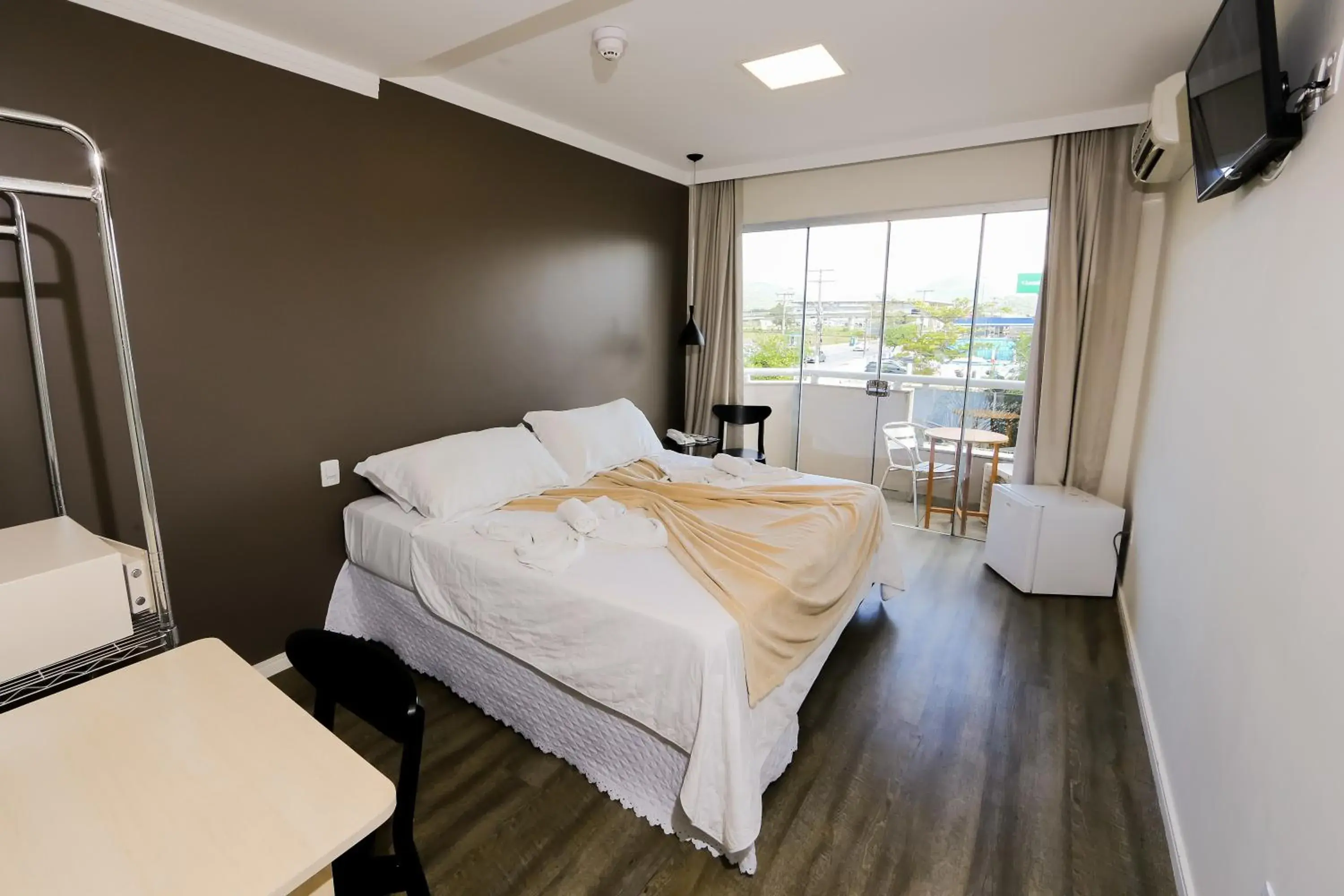 Deluxe Double Room in Das Nações Hotel Deluxe Double Room in Das Nações Hotel