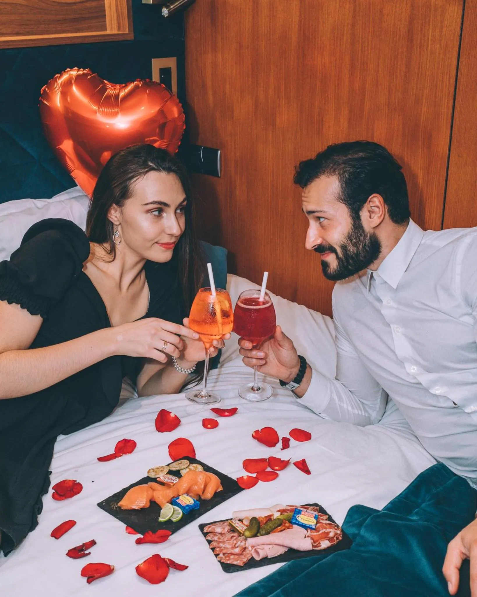 People in VIP Paris Yacht Hôtel & Spa