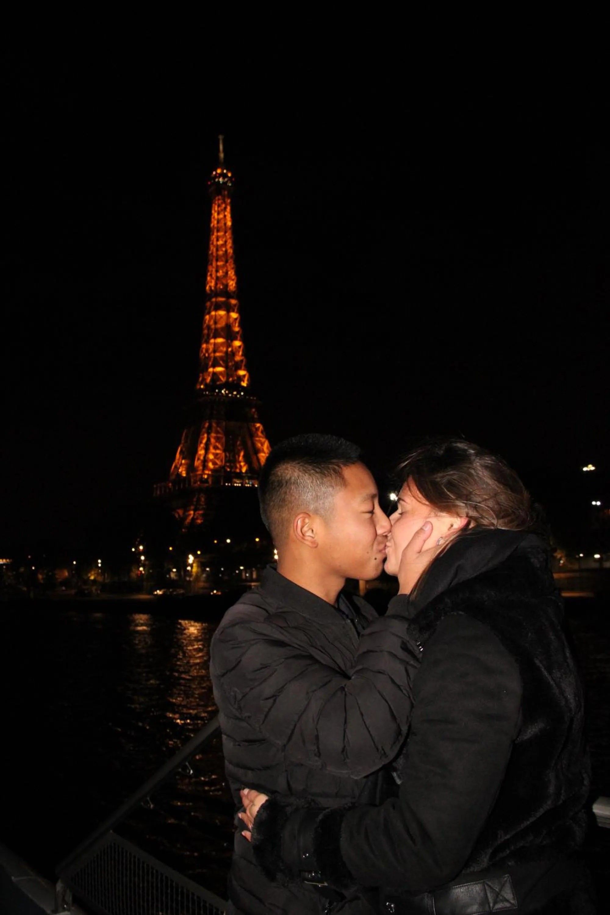 People in VIP Paris Yacht Hôtel & Spa