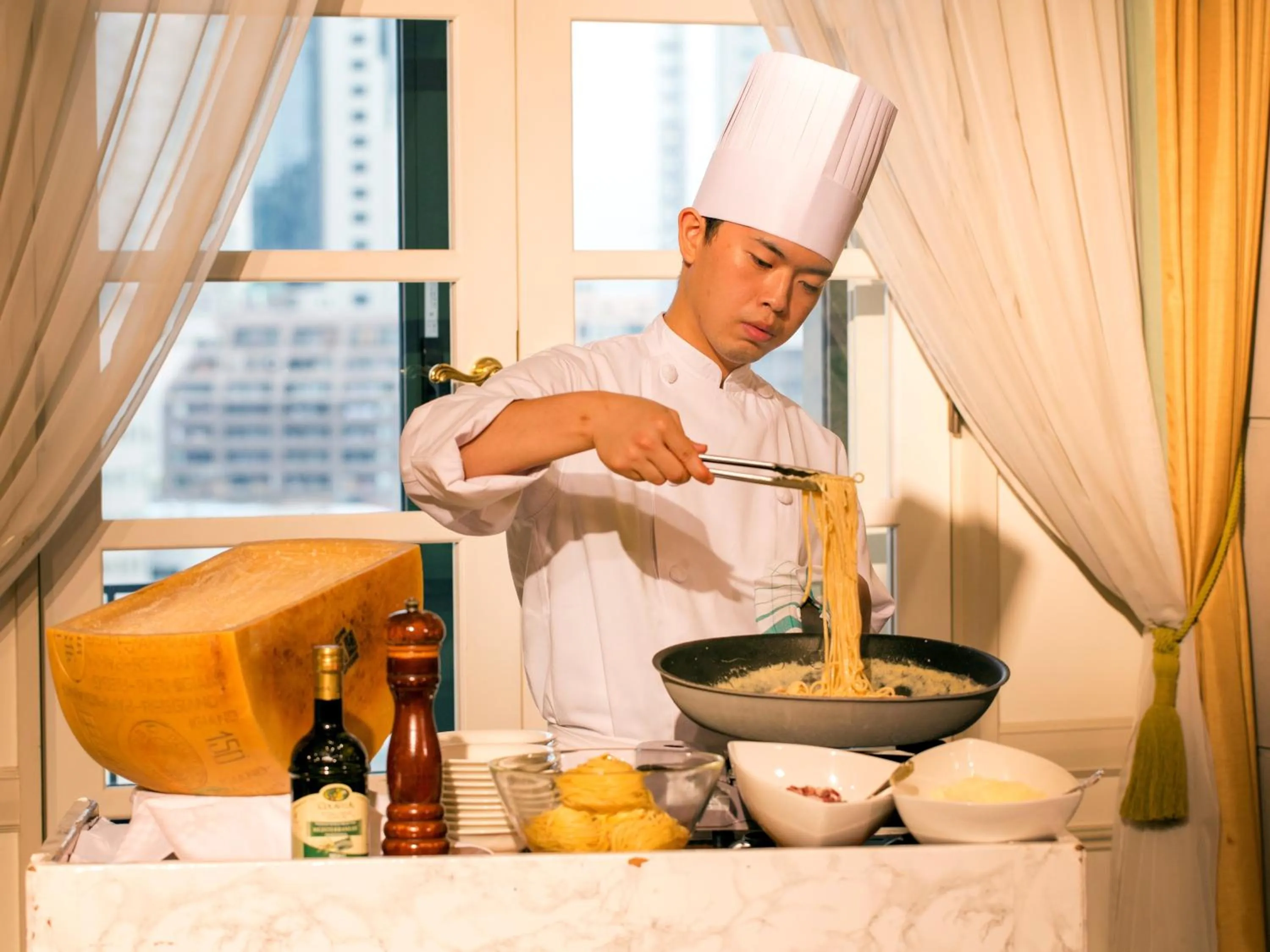 Food and drinks in Hotel Monterey Osaka