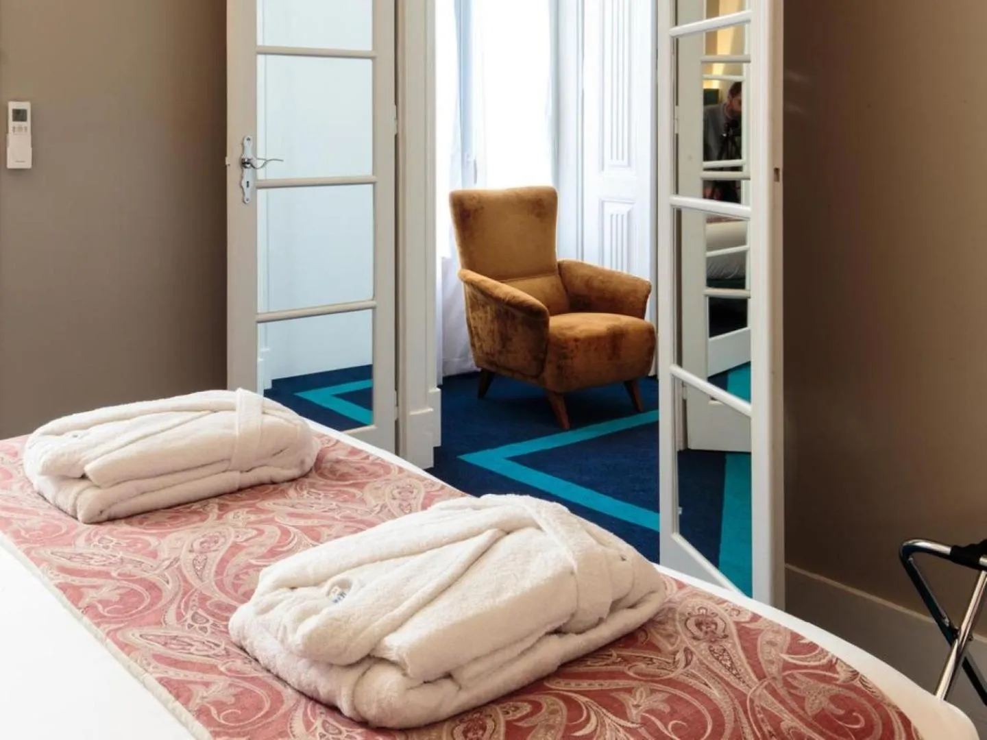 Photo of the whole room, Bed in Dear Lisbon - Bordalo Palace Chiado